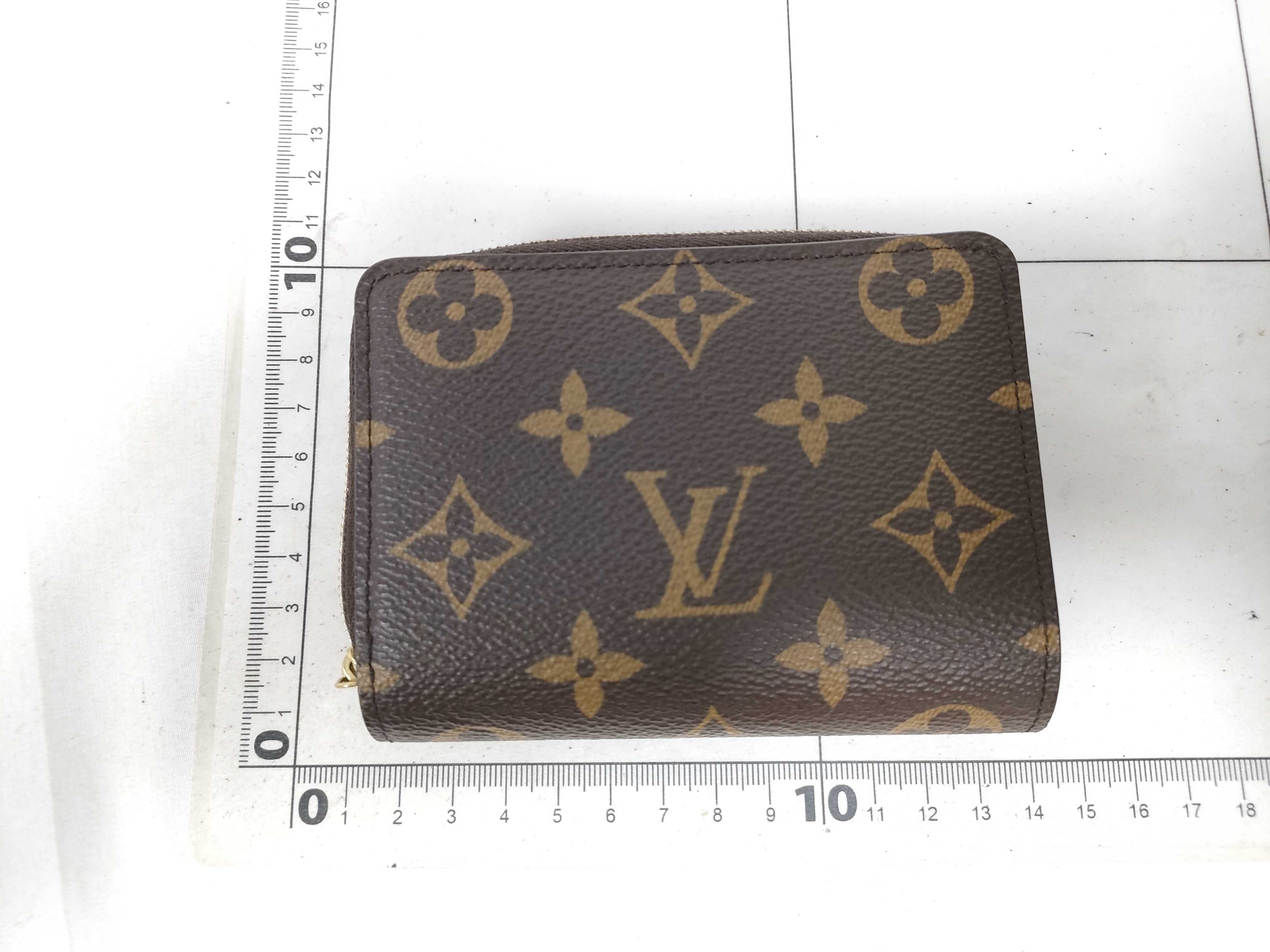 Monogram Louis Vuitton Excellent Condition Monogram Reverse Giant Portefeuille Lou Bi-fold Wallet M81461 RFID Wallet — view 2