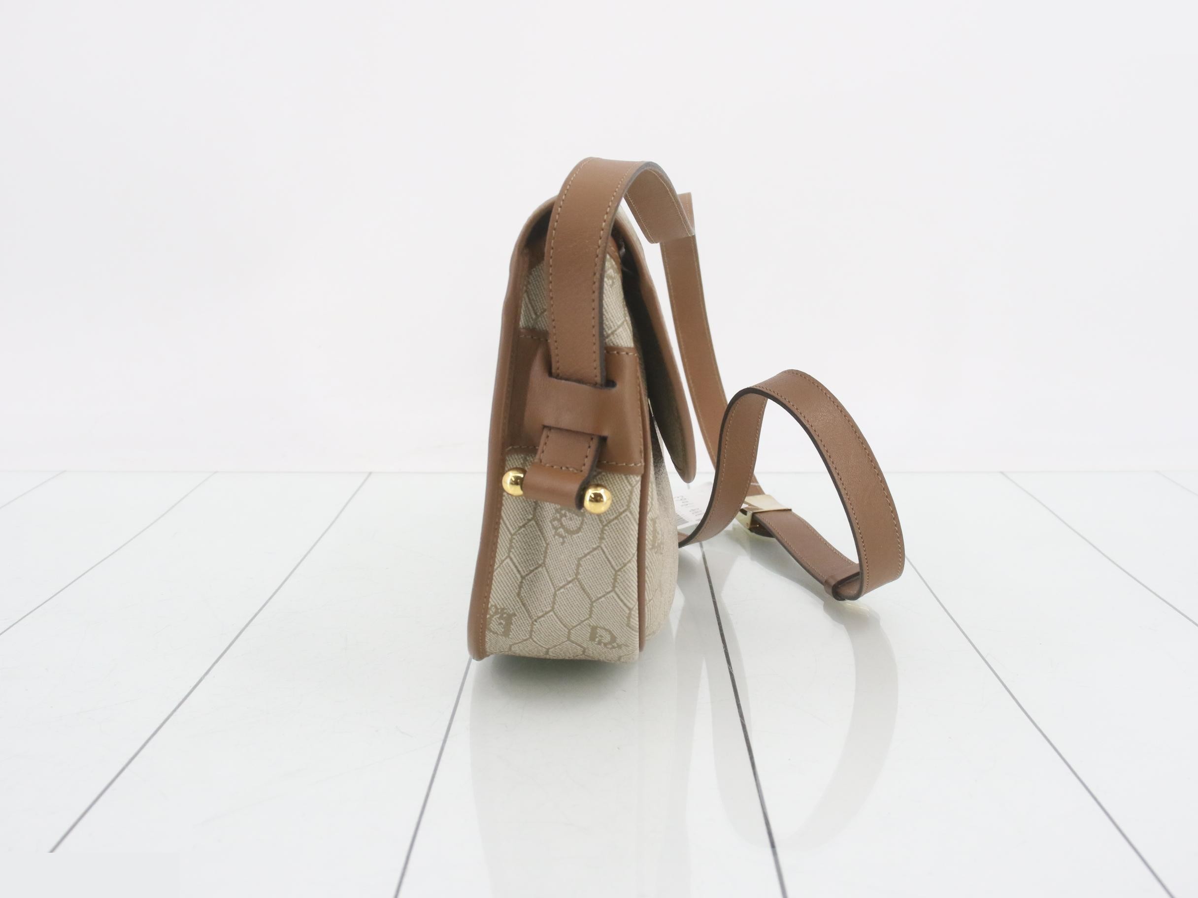 Shoulder bag — view 4