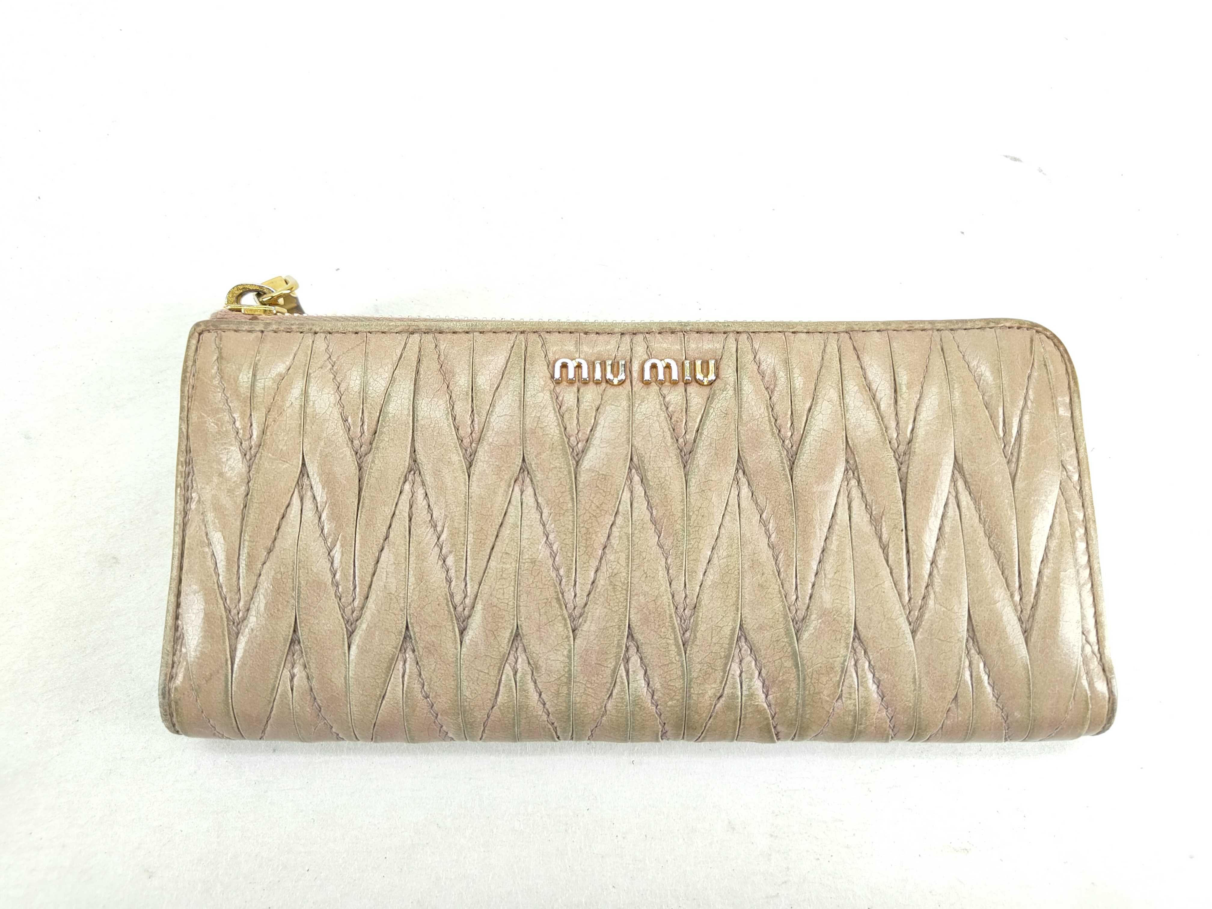 long wallet, Matelassé wallet