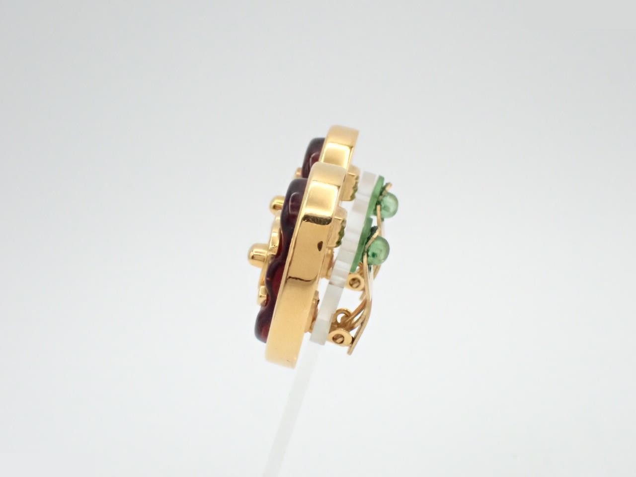 Turnlock earrings, tortoiseshell, gold — view 3