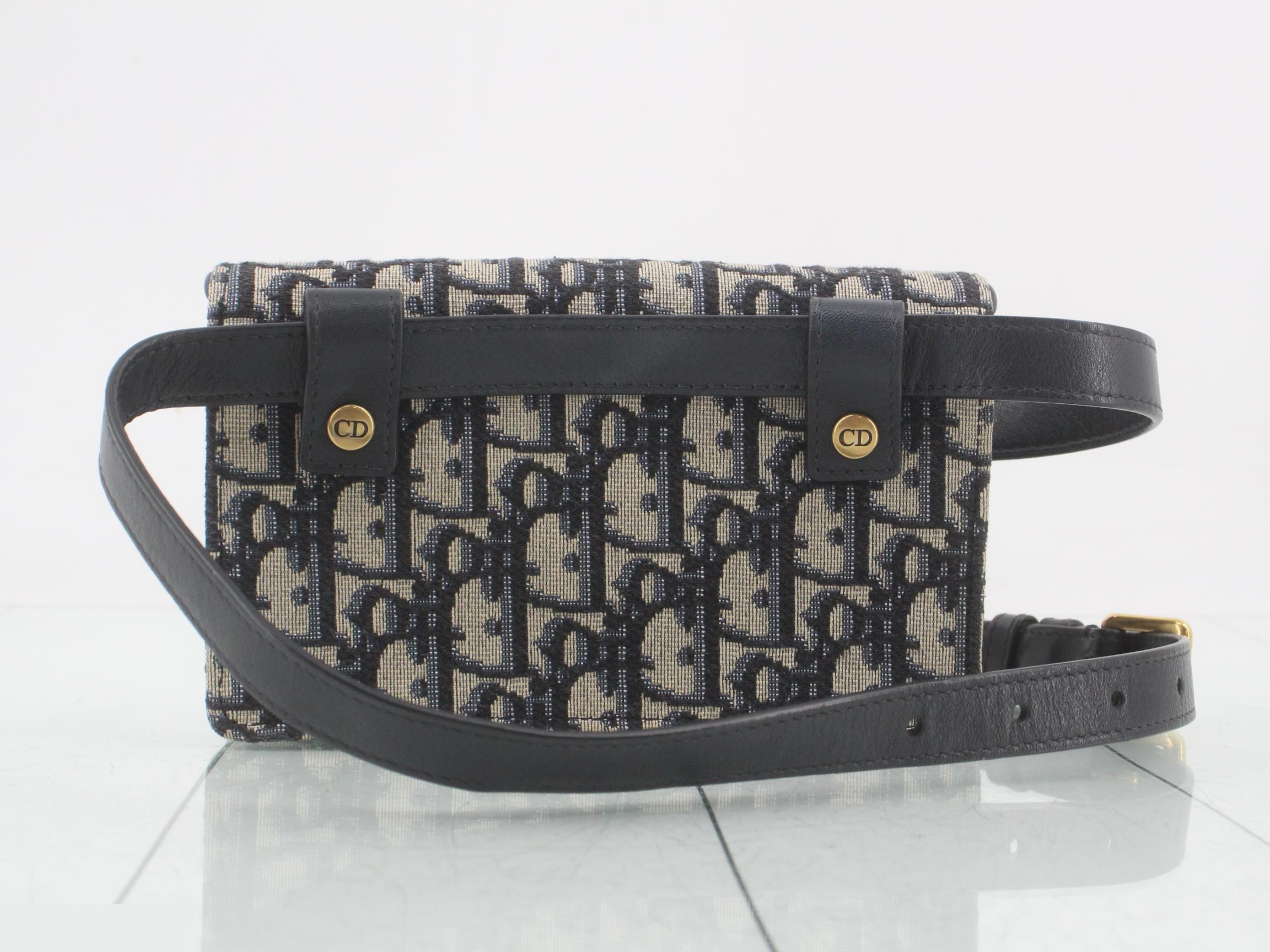 Saddle Oblique Jacquard Waist Shoulder Bag — view 2