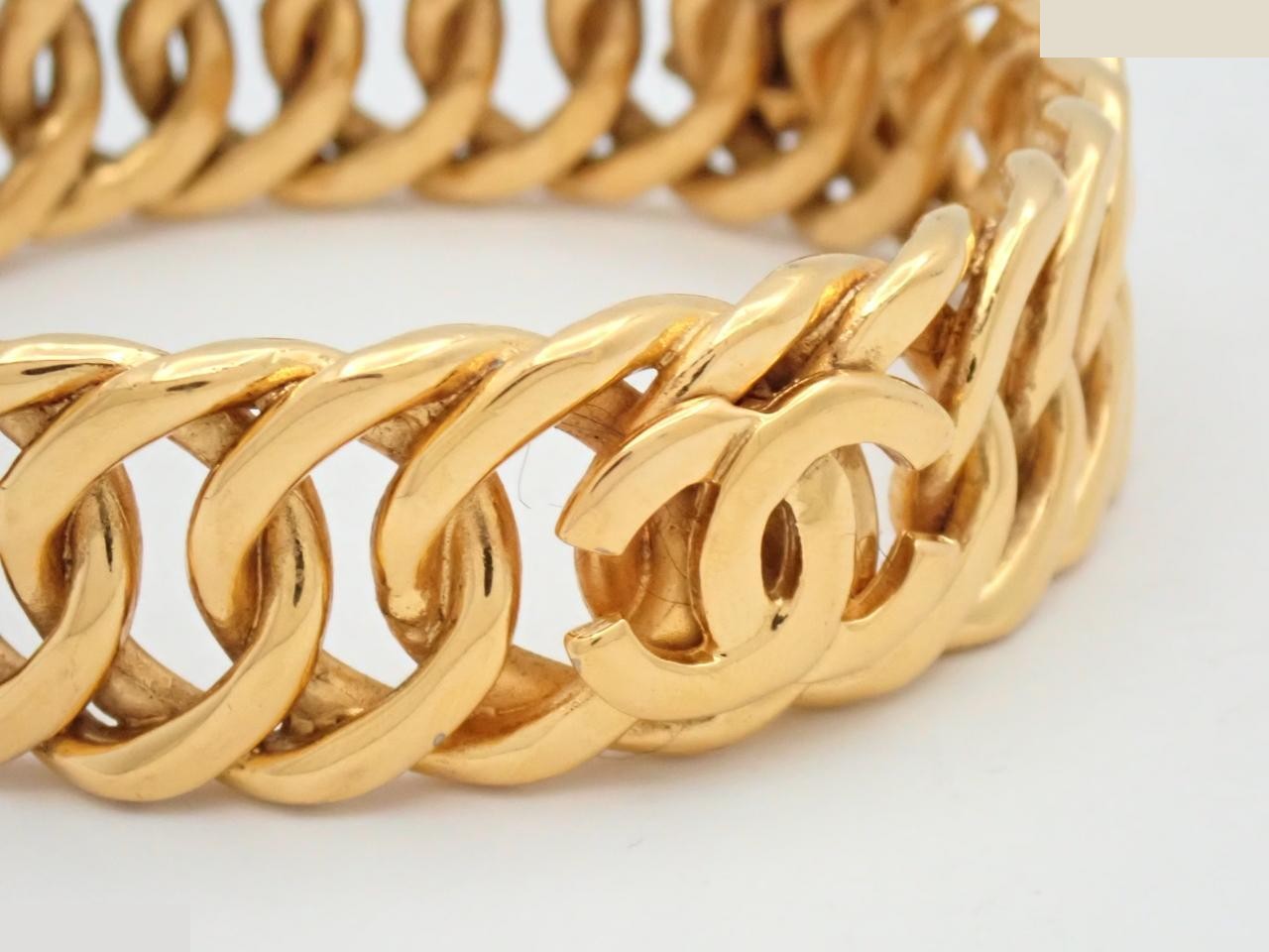 Bangle, wrist circumference approximately 32 cm — view 3