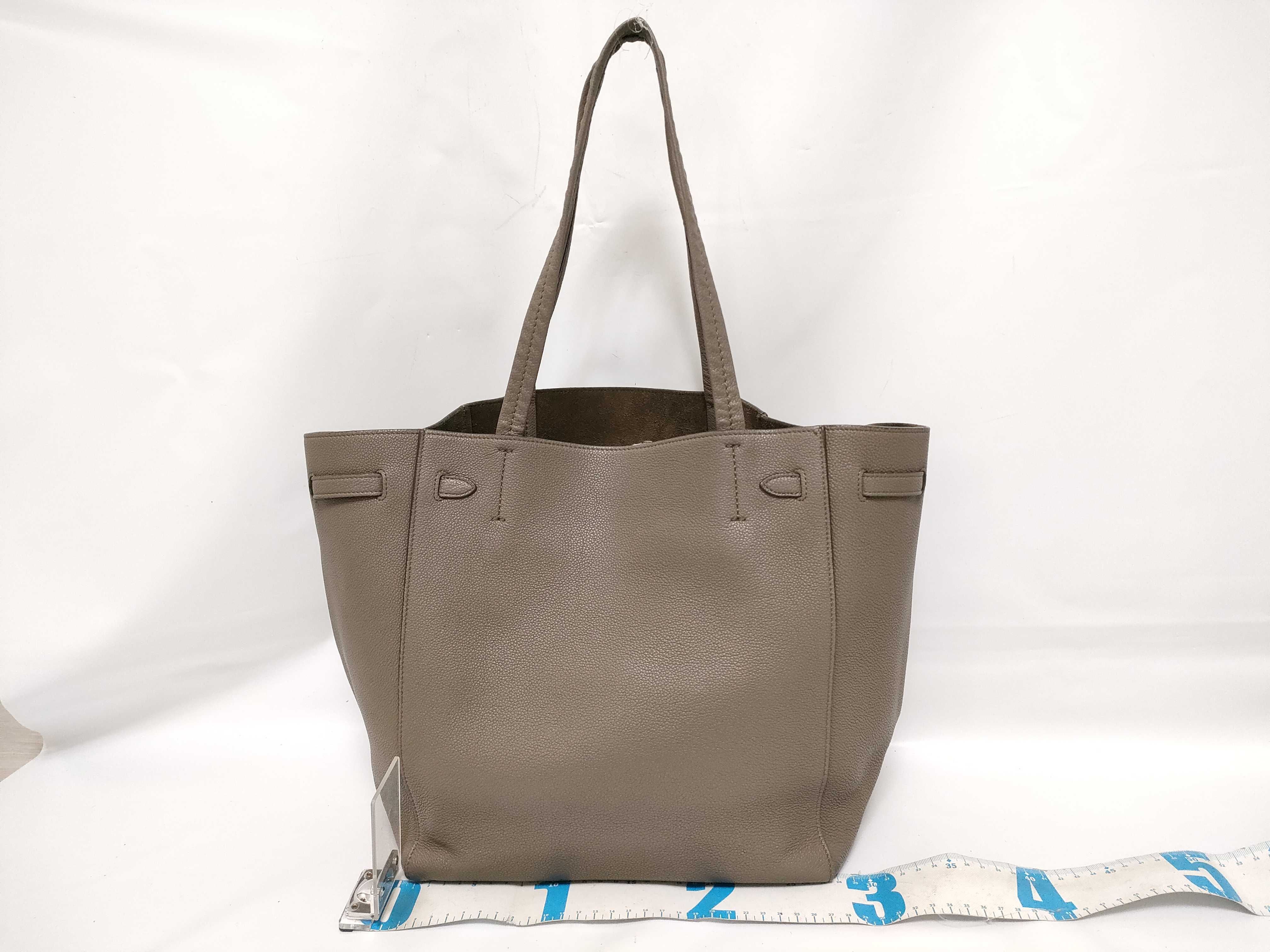 Cabas Phantom Small Leather Shoulder Bag — view 2