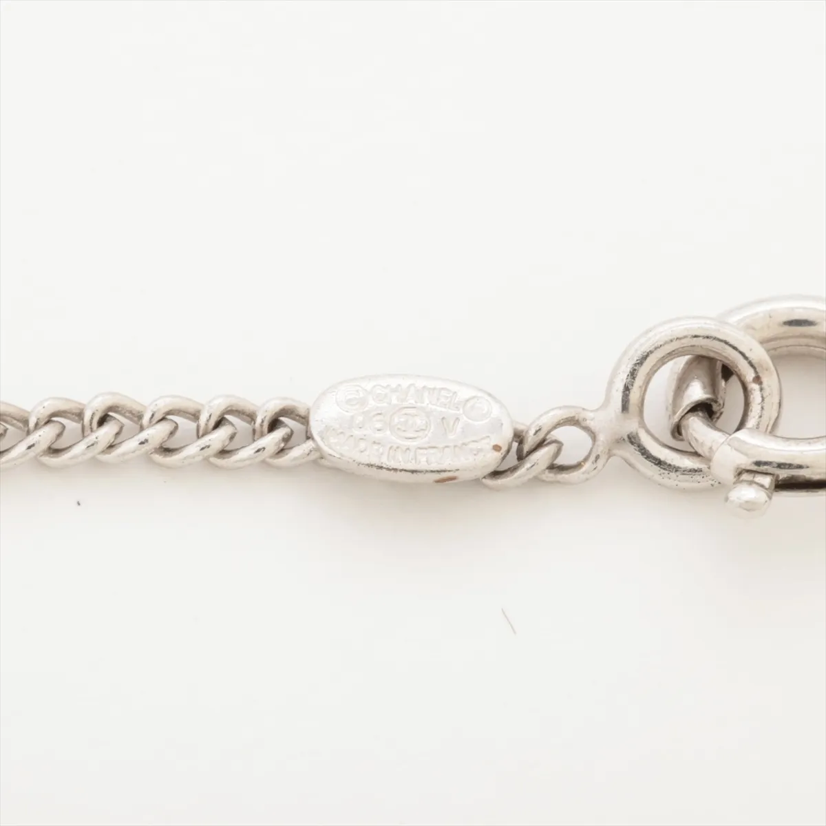 Coco Mark 06V Necklace, Metal x Rhinestone, Silver. — view 4