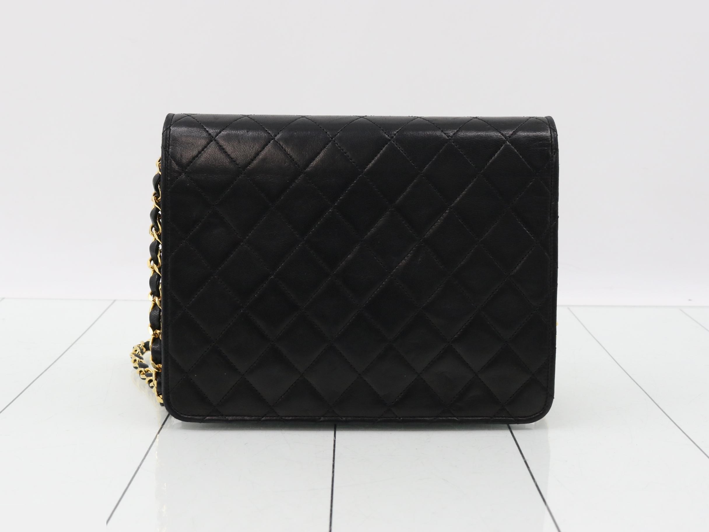 Matelassé (bag) - Chain shoulder bag — view 2