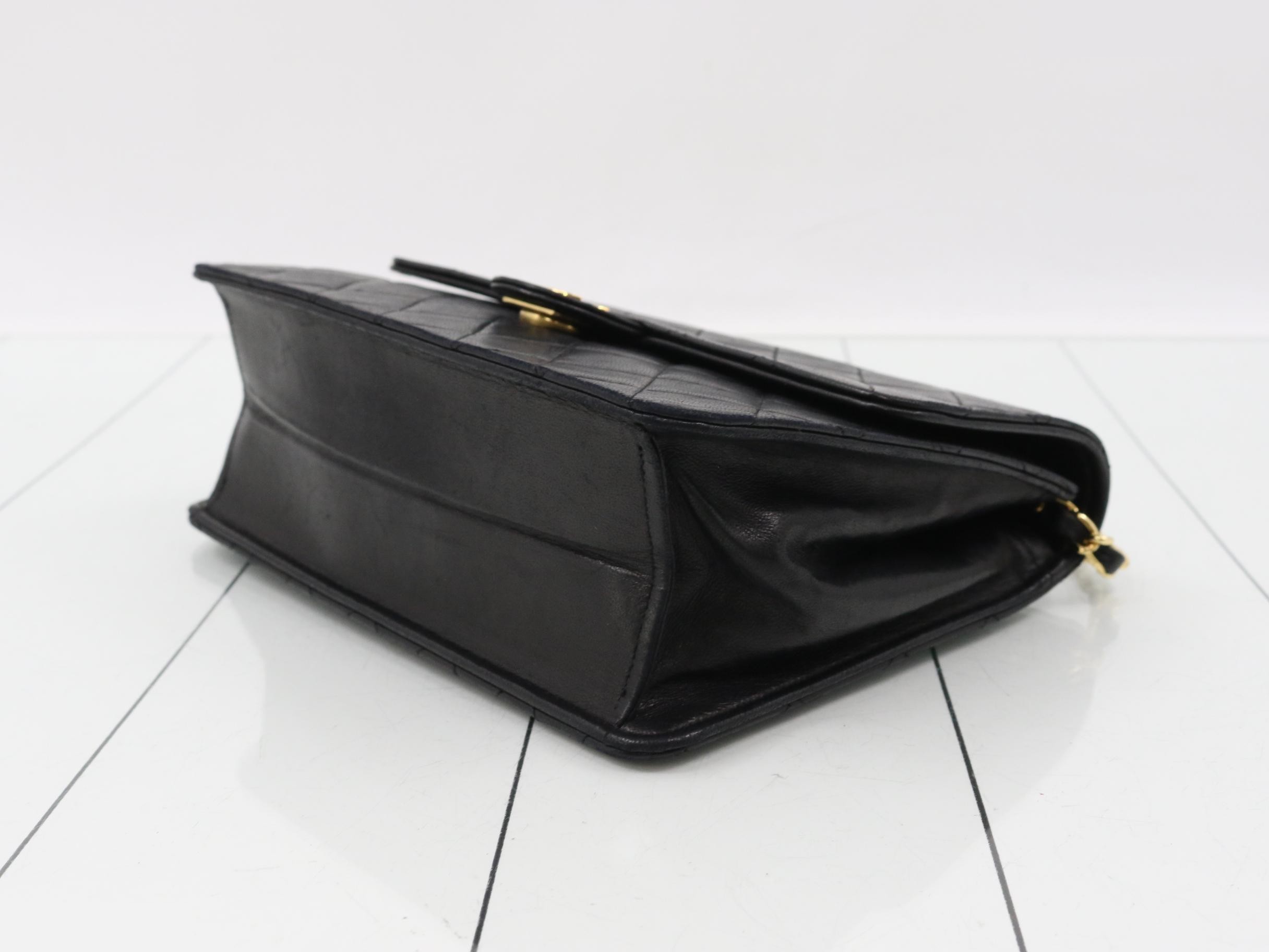 Matelassé (bag) - Chain shoulder bag — view 6