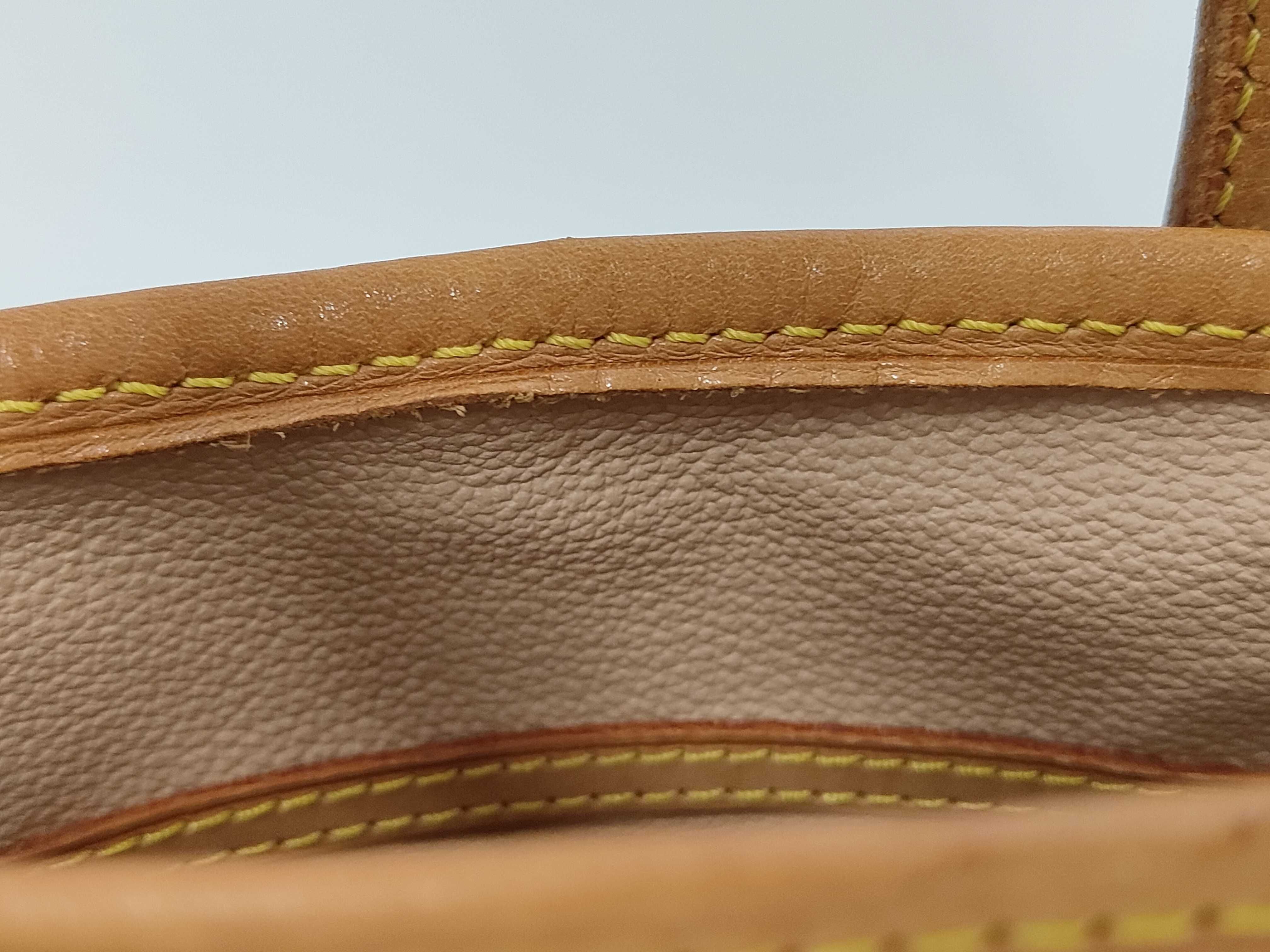 Monogram Bucket PM FL0031 Shoulder Bag — view 4