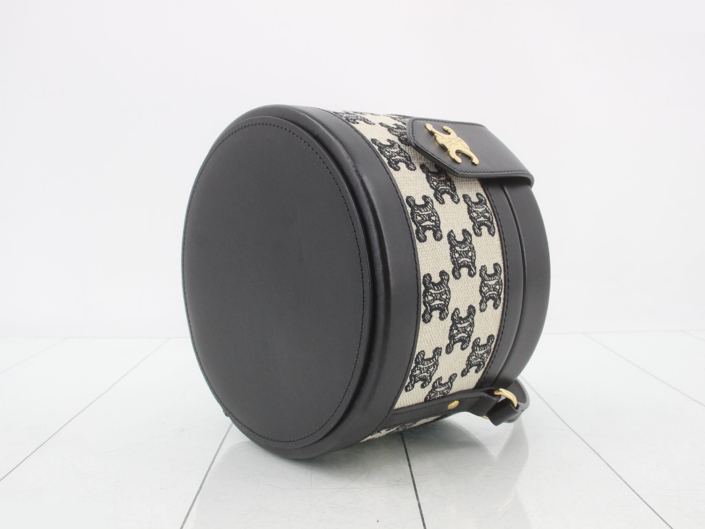 Shoulder bag — view 6