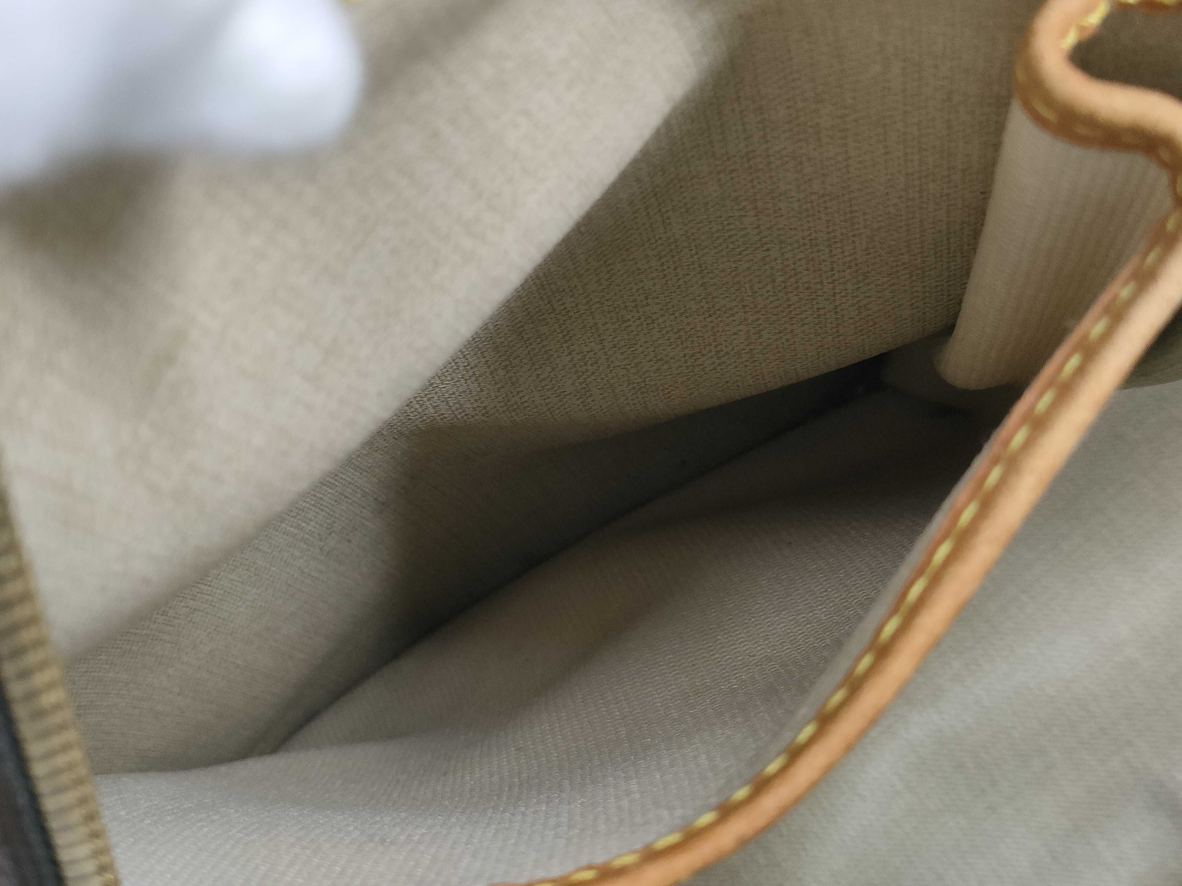 Monogram Louis Vuitton Monogram Deauville Handbag — view 11