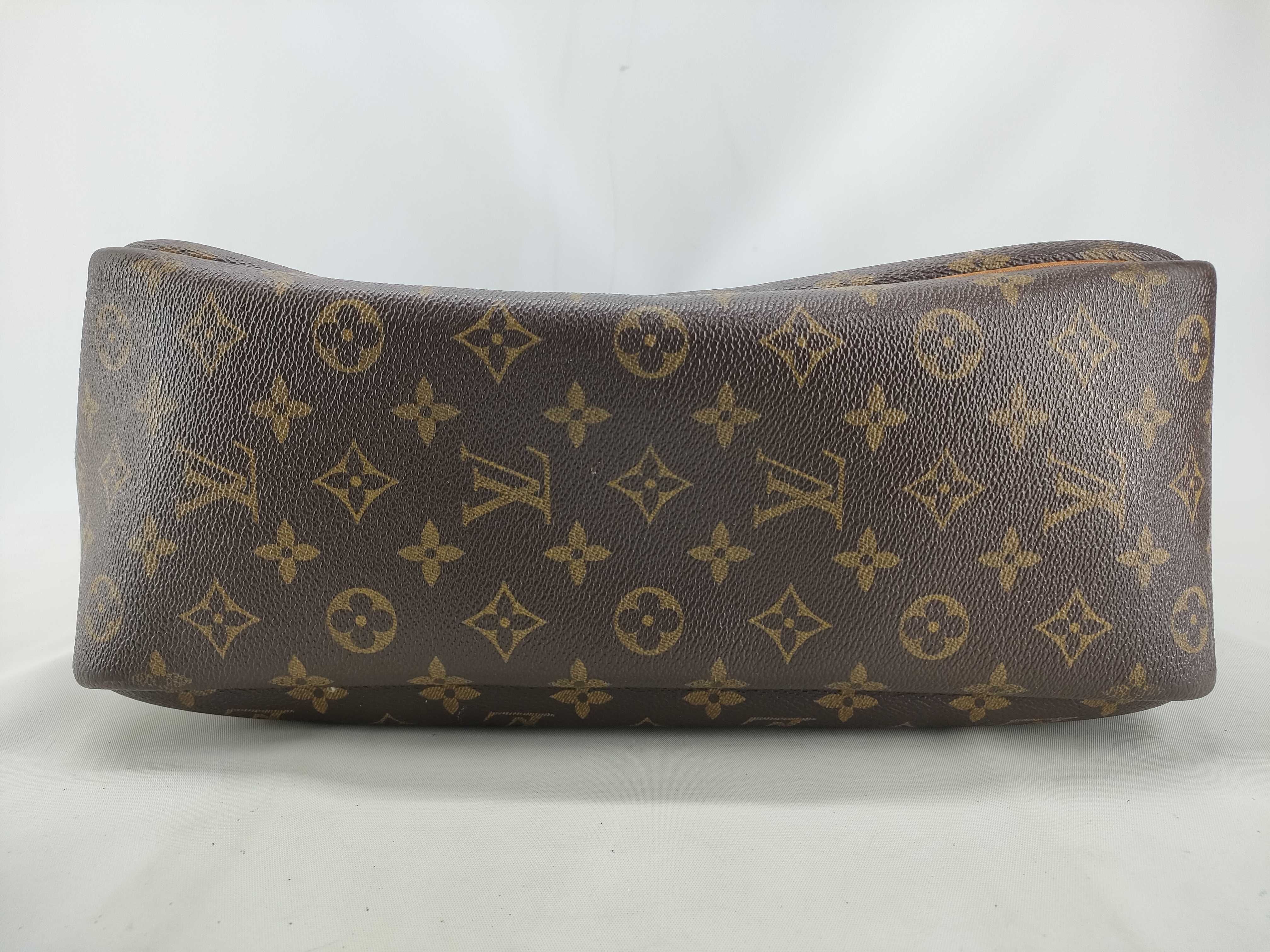 Monogram Louis Vuitton Monogram Deauville Handbag — view 3