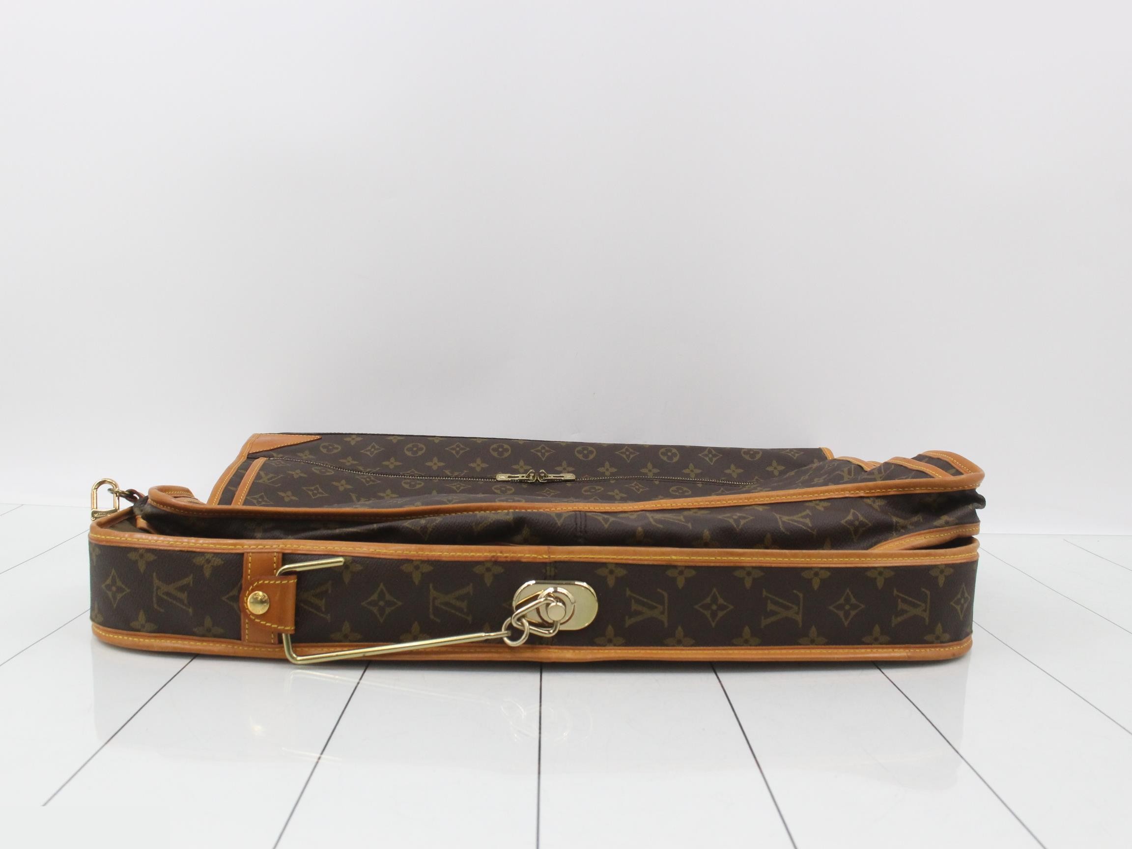 Portable Cabin VX1900 (Includes strap, hanger, and name tag) — view 4