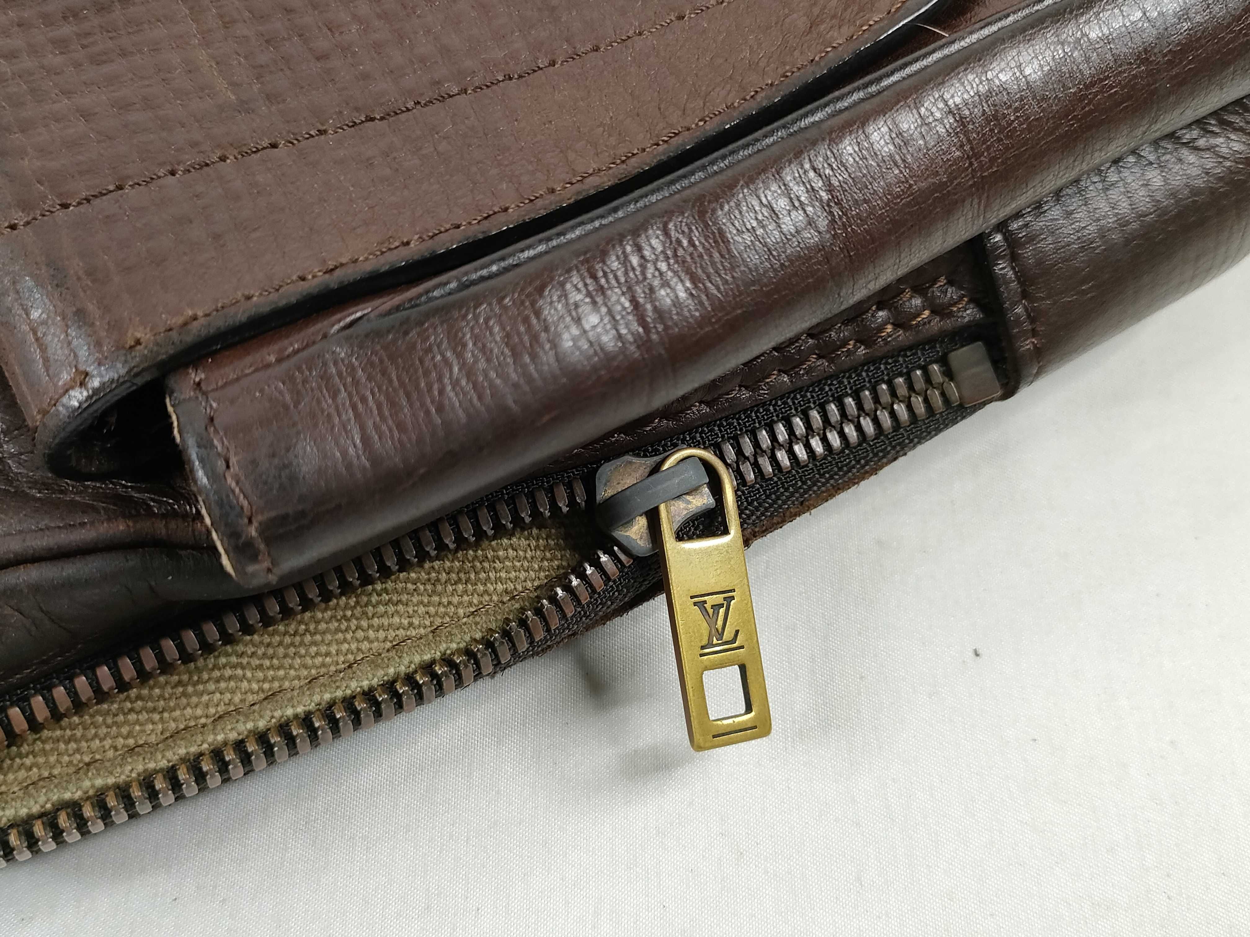 Utah Louis Vuitton Utah Iroqua M92534 TH0066 Shoulder Bag — view 12