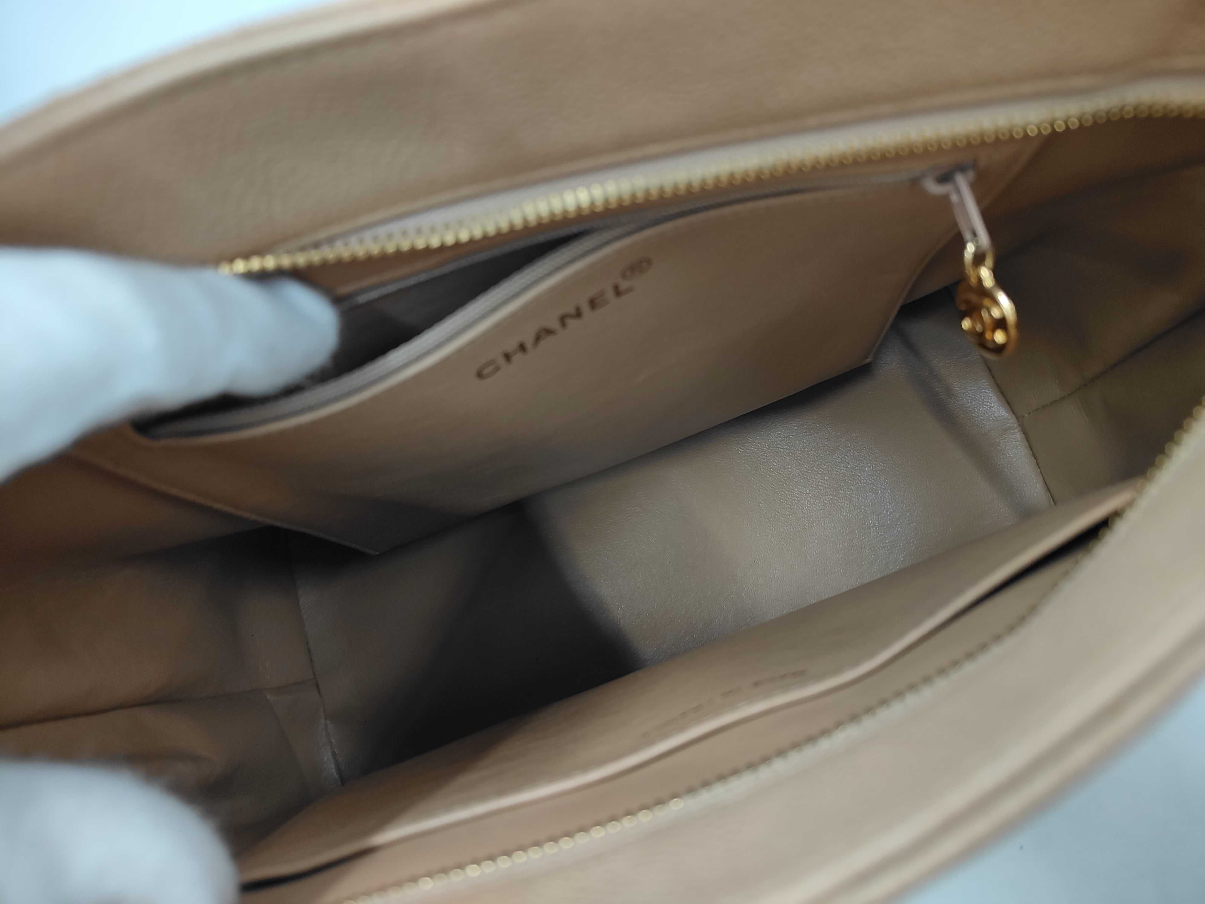 Reissue Tote 5356138 Tote Bag — view 8