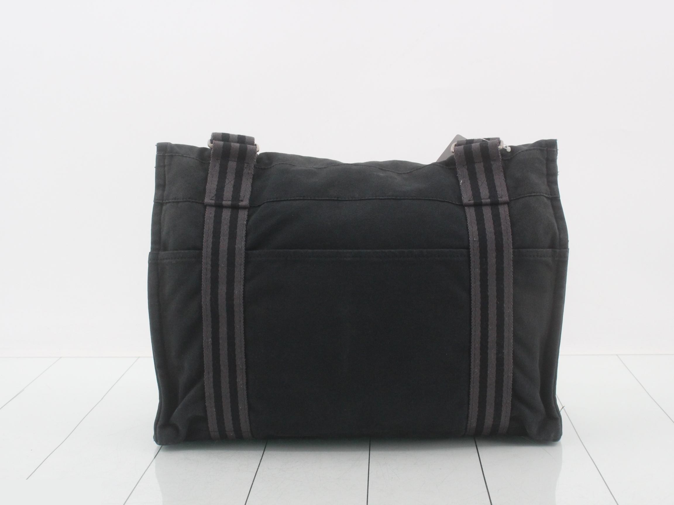 Fourre-Tout Bassas Shoulder Bag — view 2