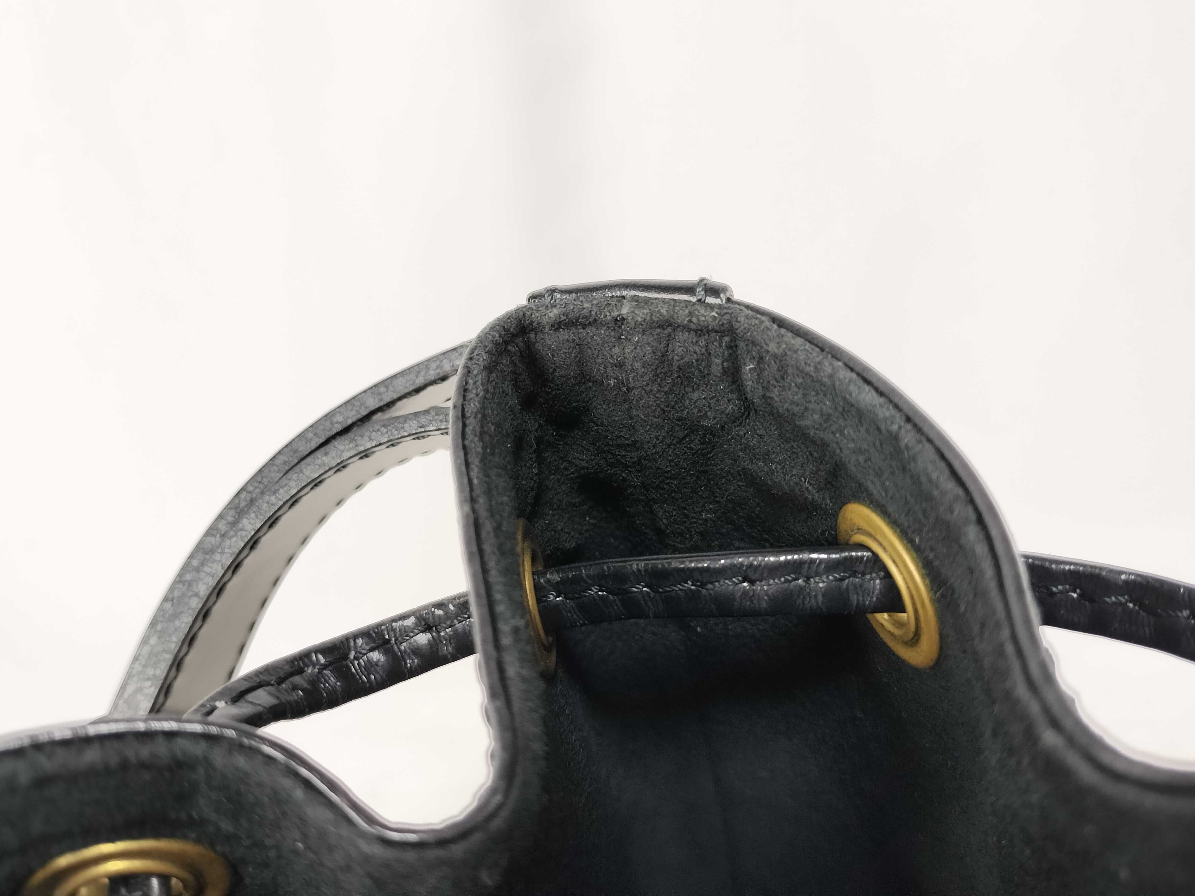 Epi Petit Noe Noir Shoulder Bag — view 8