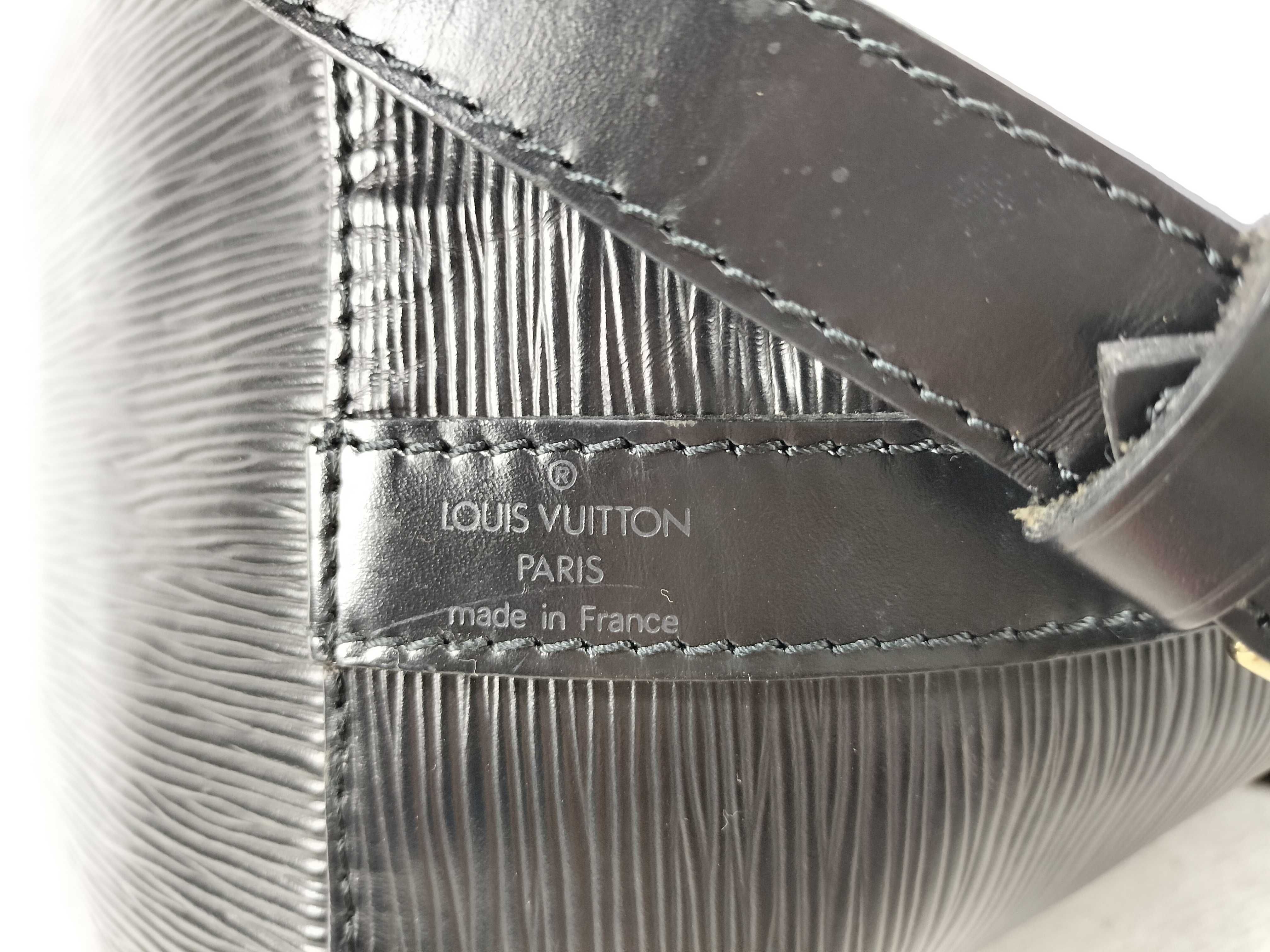 Epi Petit Noe Noir Shoulder Bag — view 10