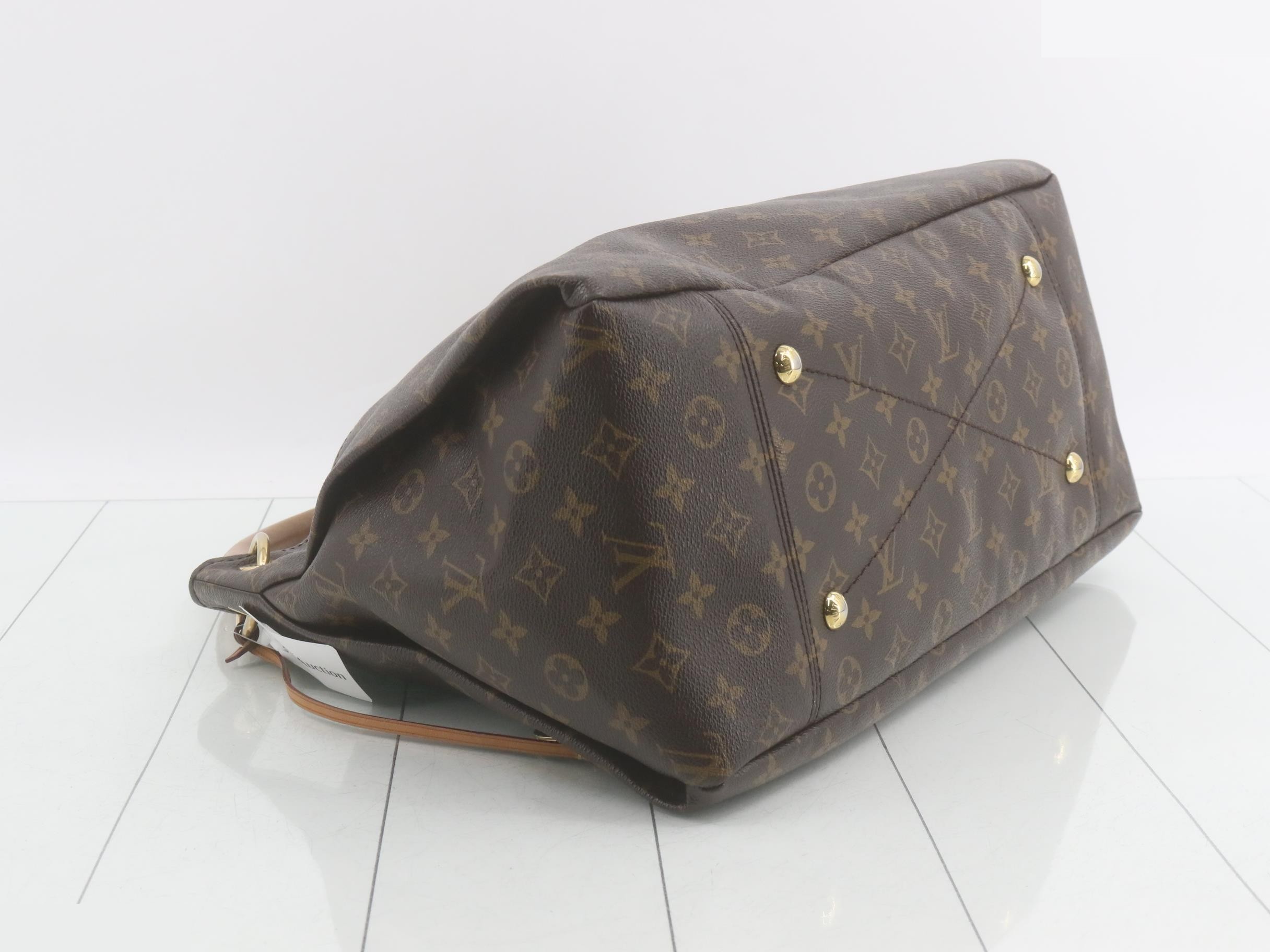 Monogram Artsy MM Shoulder Bag — view 5