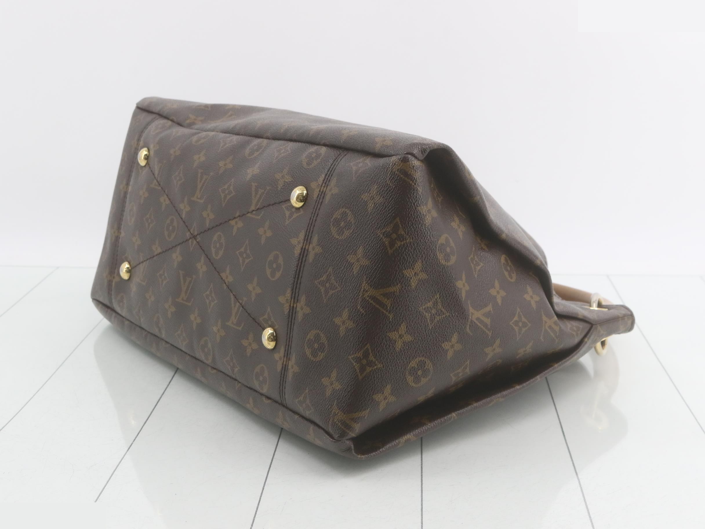 Monogram Artsy MM Shoulder Bag — view 6