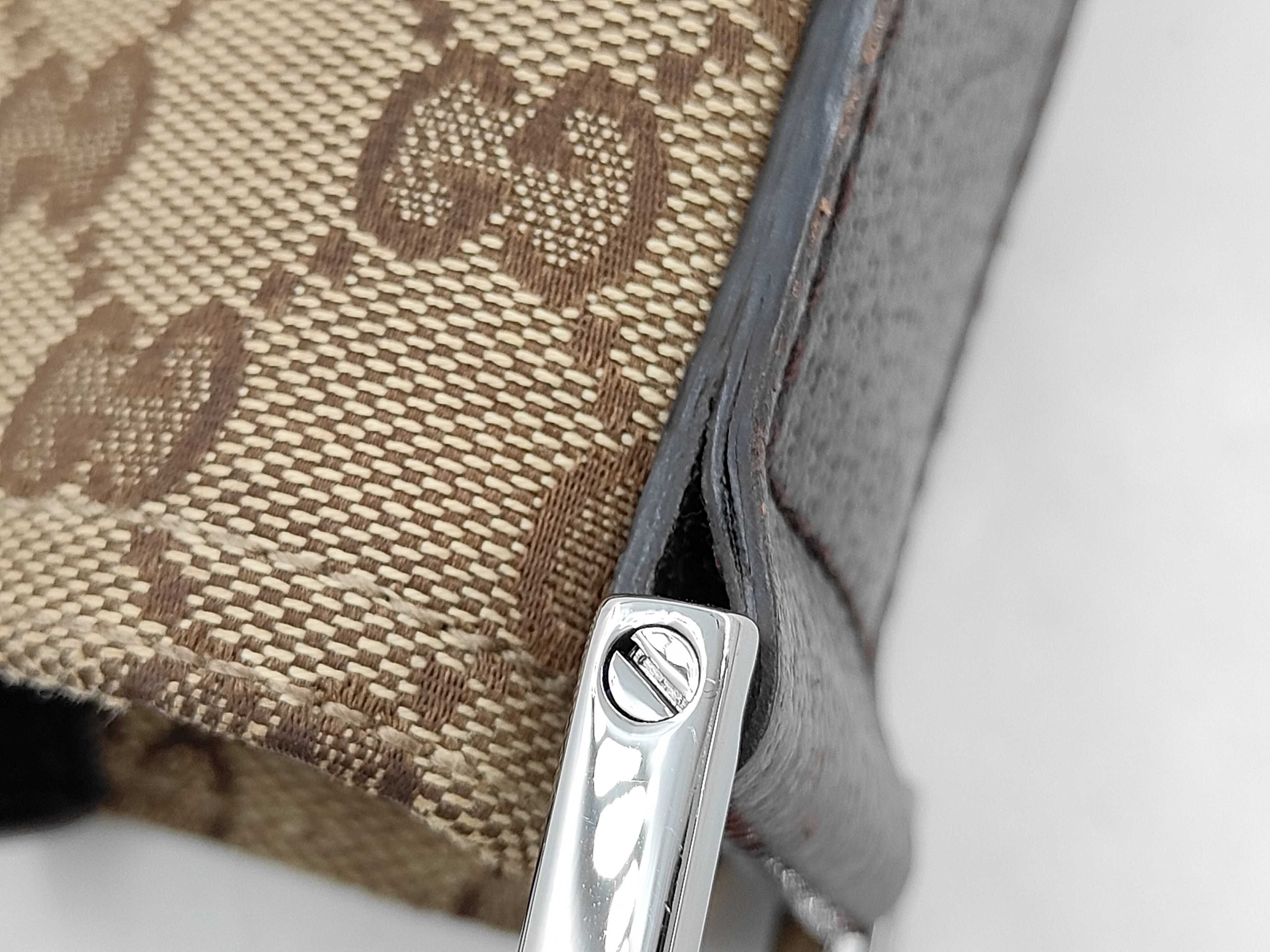 GG Canvas 189751 Shoulder Bag — view 6