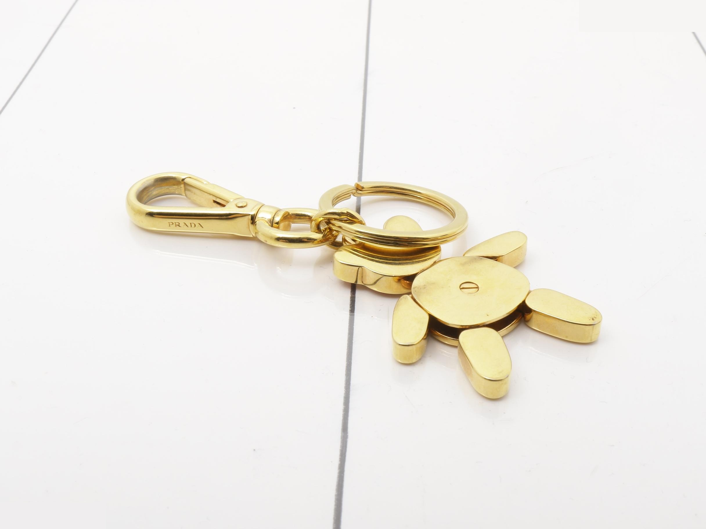 Other items: Small accessories, phone straps, keychains — view 2