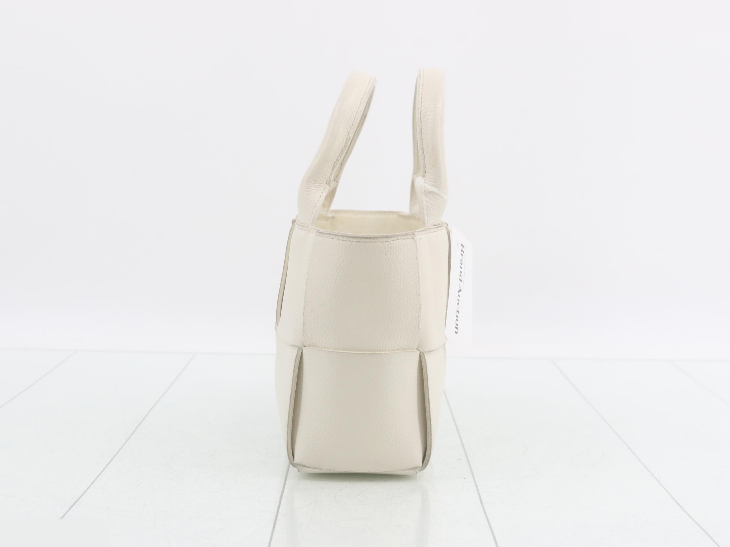 Intrecciato Arco 2-Way Tote Bag — view 3