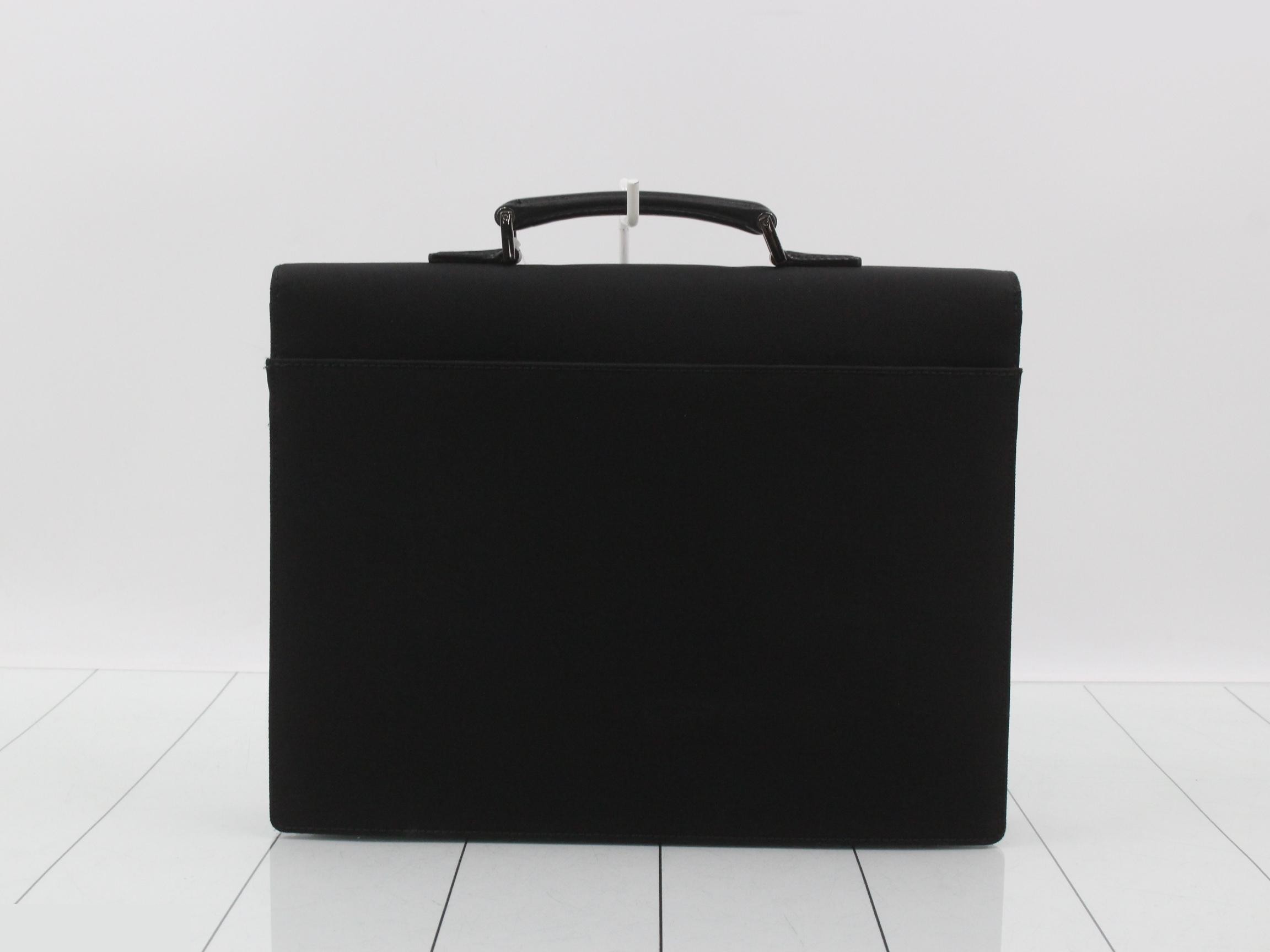 Dial lock briefcase — view 2