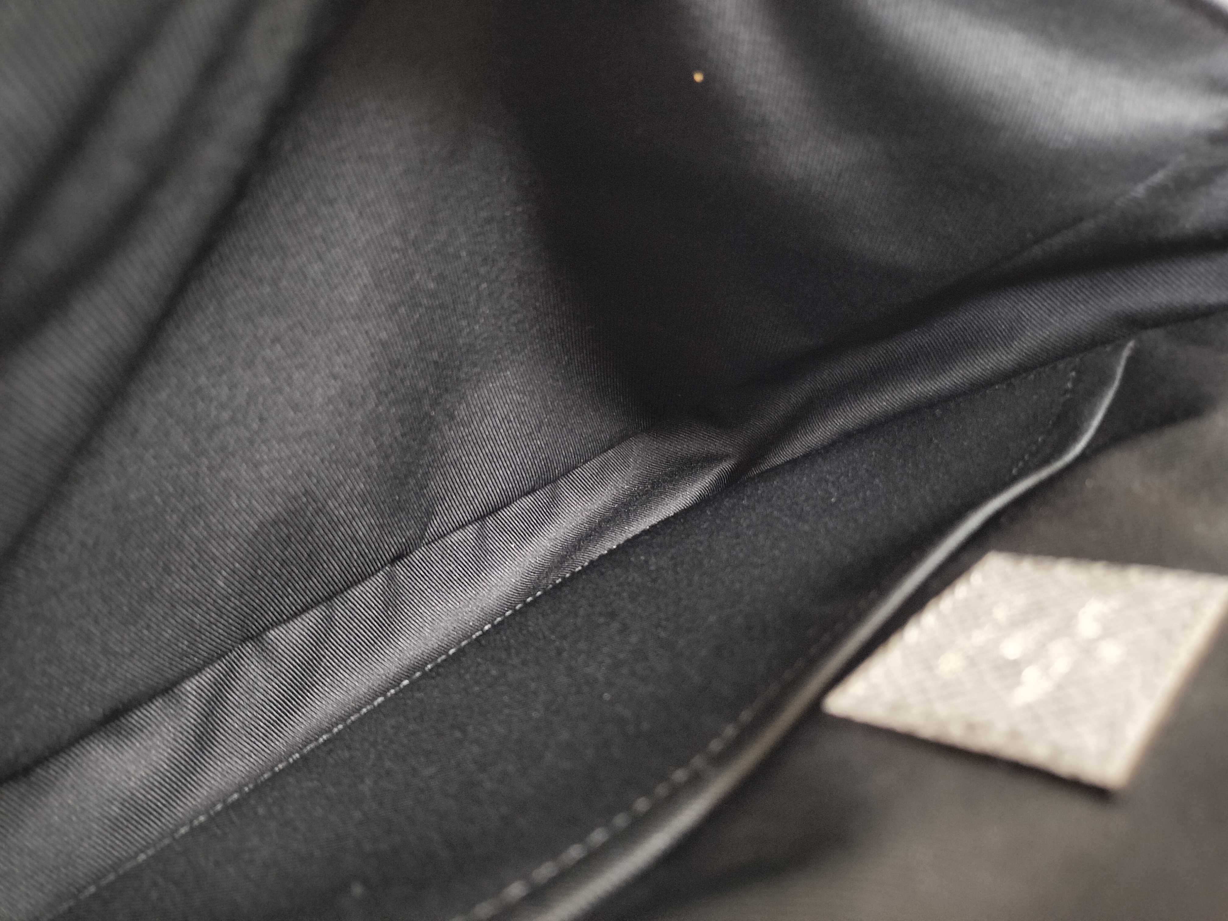 Taiga District Shoulder Bag — view 9