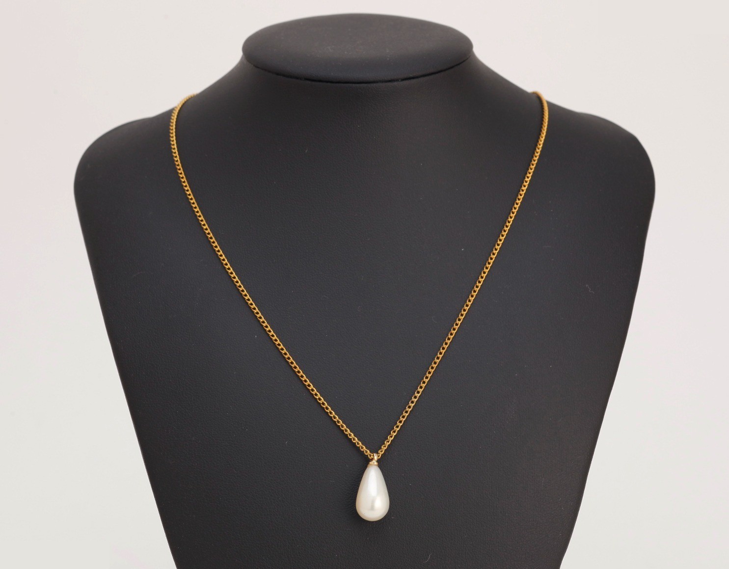Other lines: Precious metals, necklaces, pendants, chain approximately 44cm — view 2
