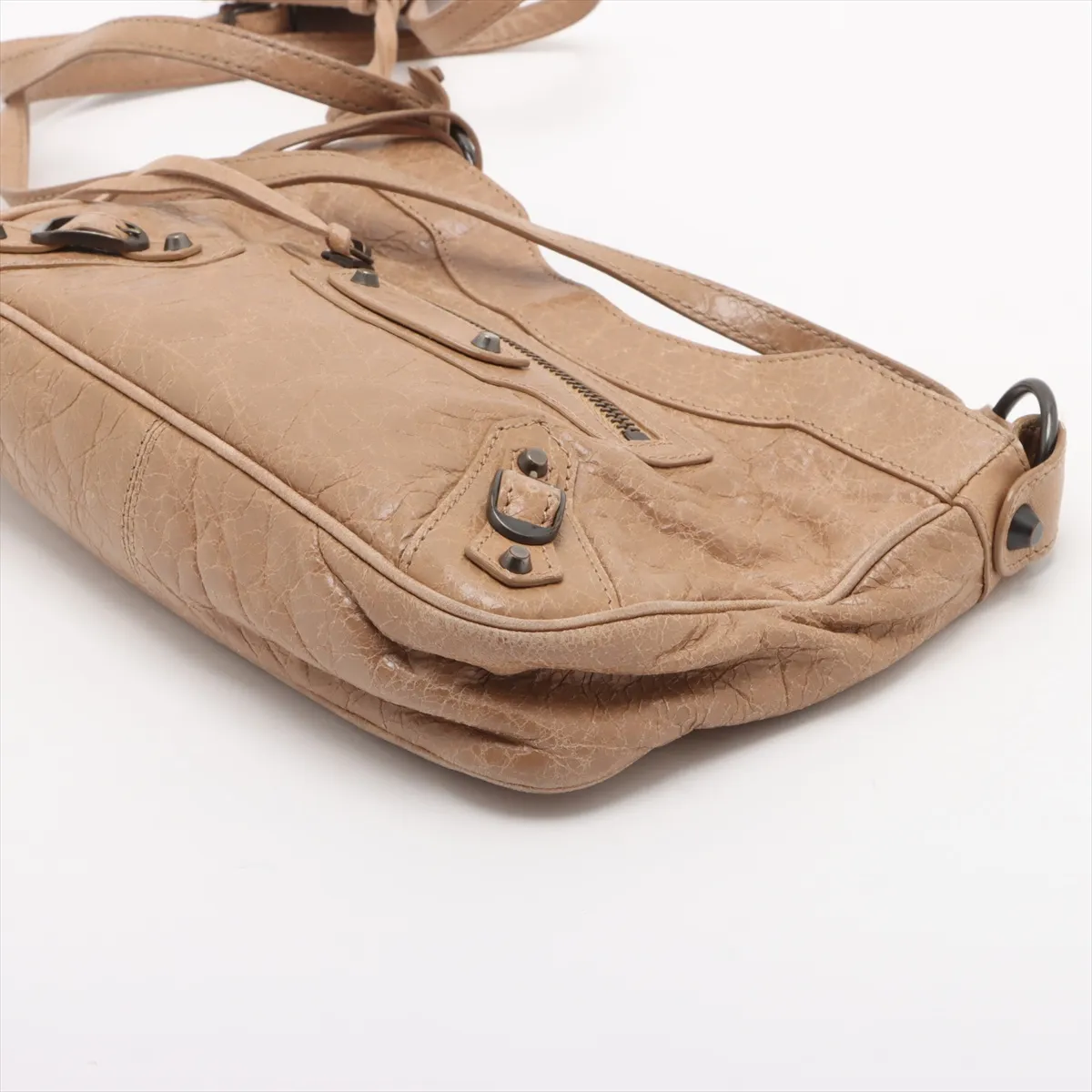 The Hip Leather Shoulder Bag Beige 242803 with Mirror — view 3