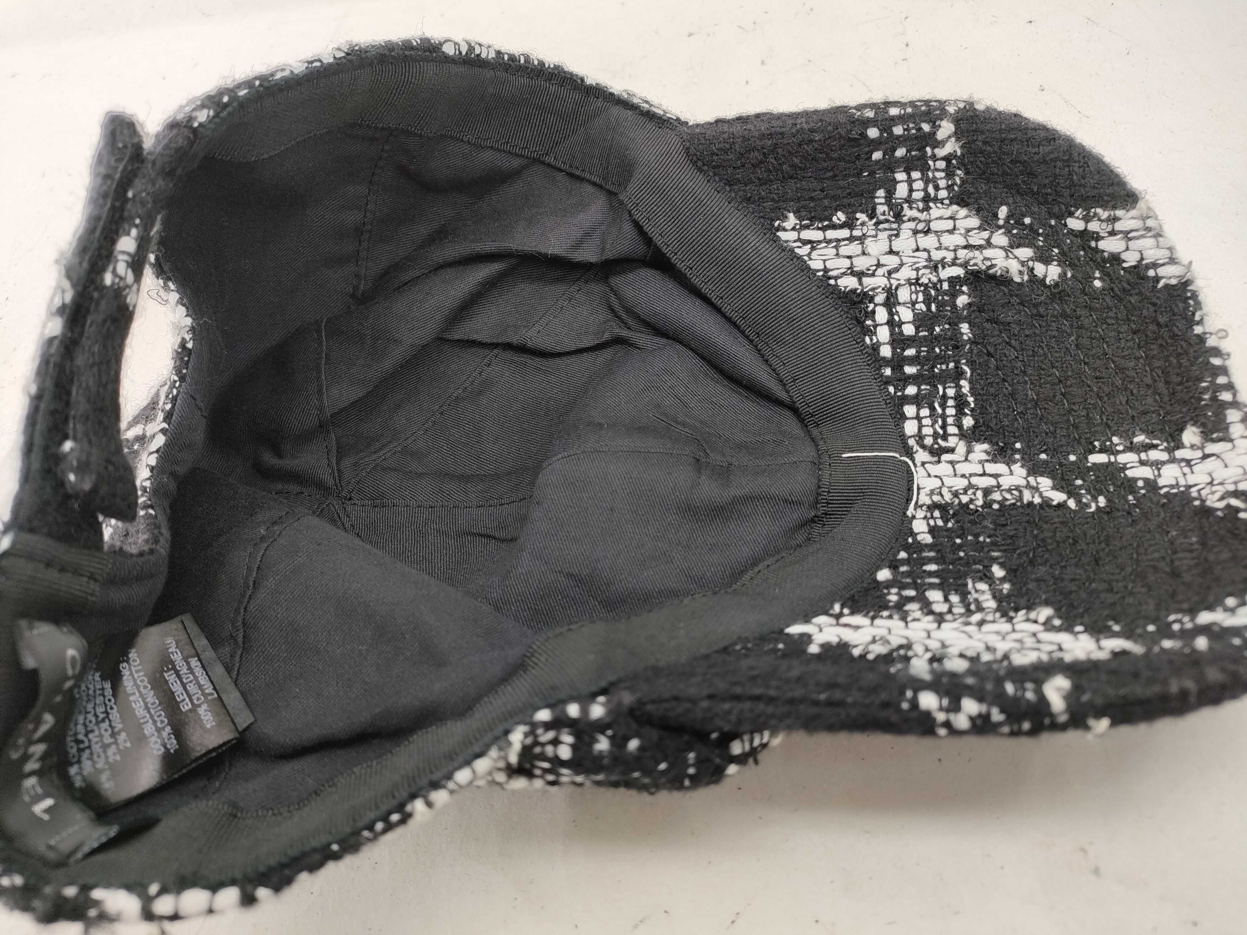 Cap and other accessories — view 5