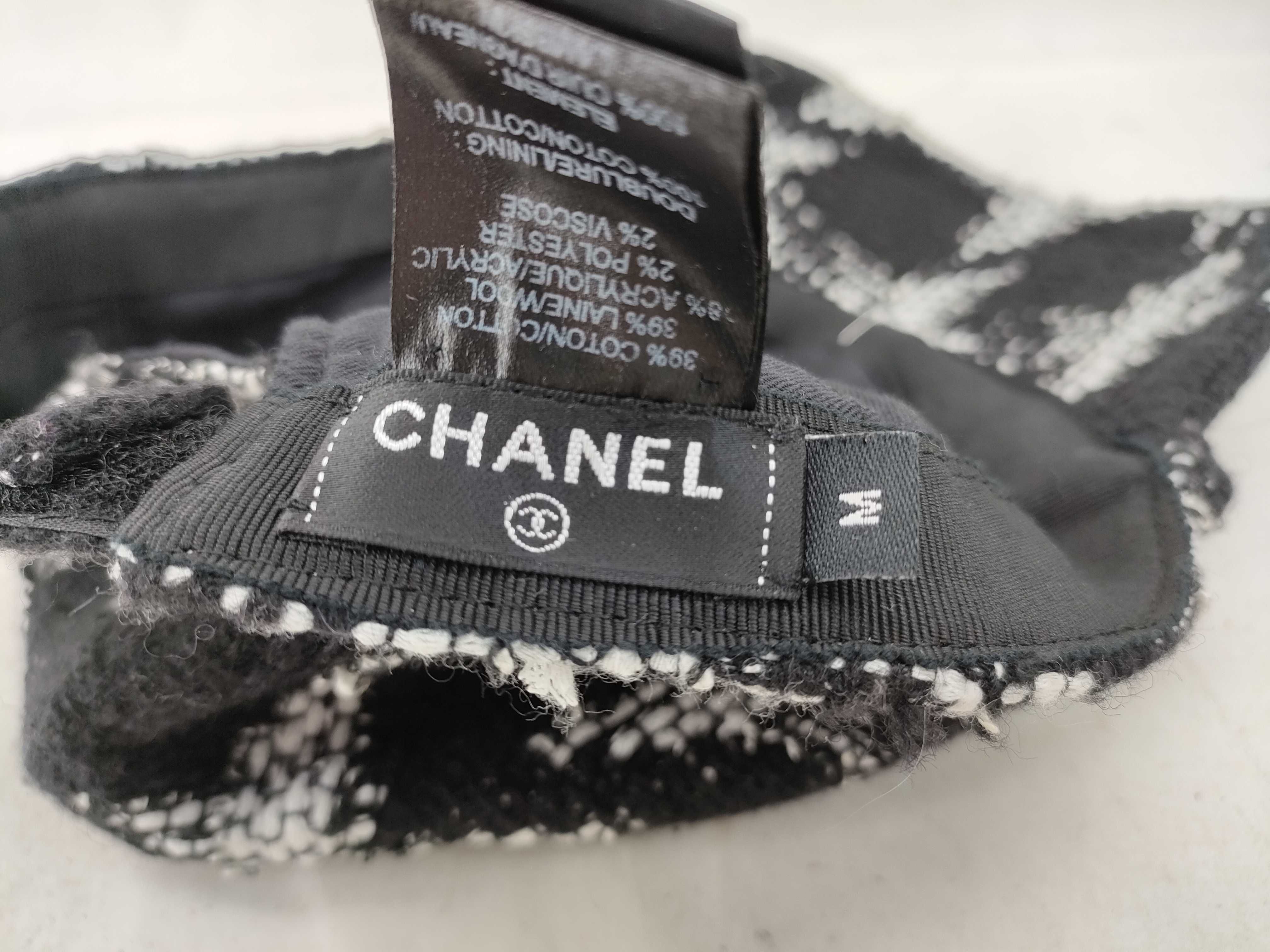 Cap and other accessories — view 6