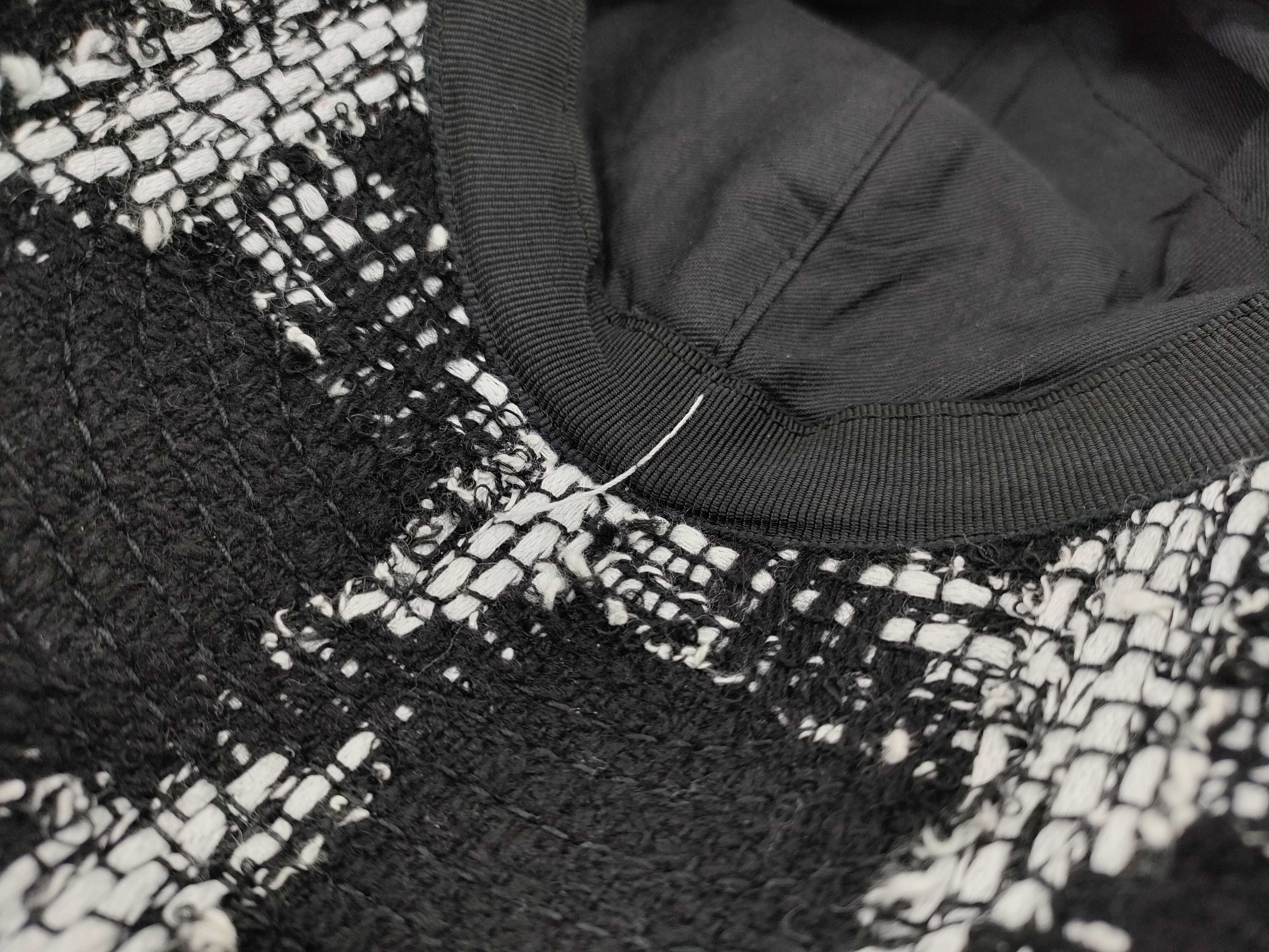 Cap and other accessories — view 8