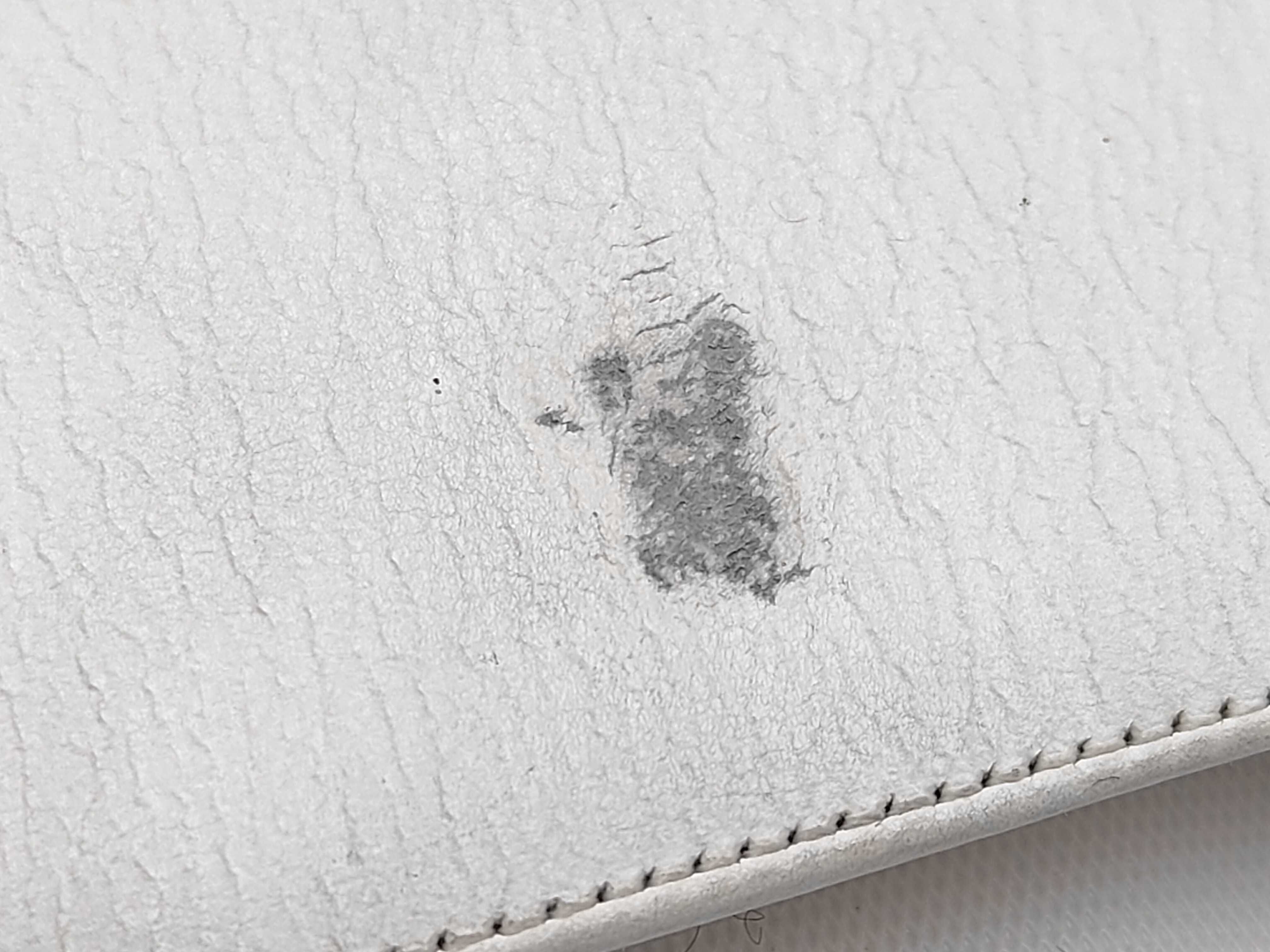 White Leather Belt with Coco Logo — view 8