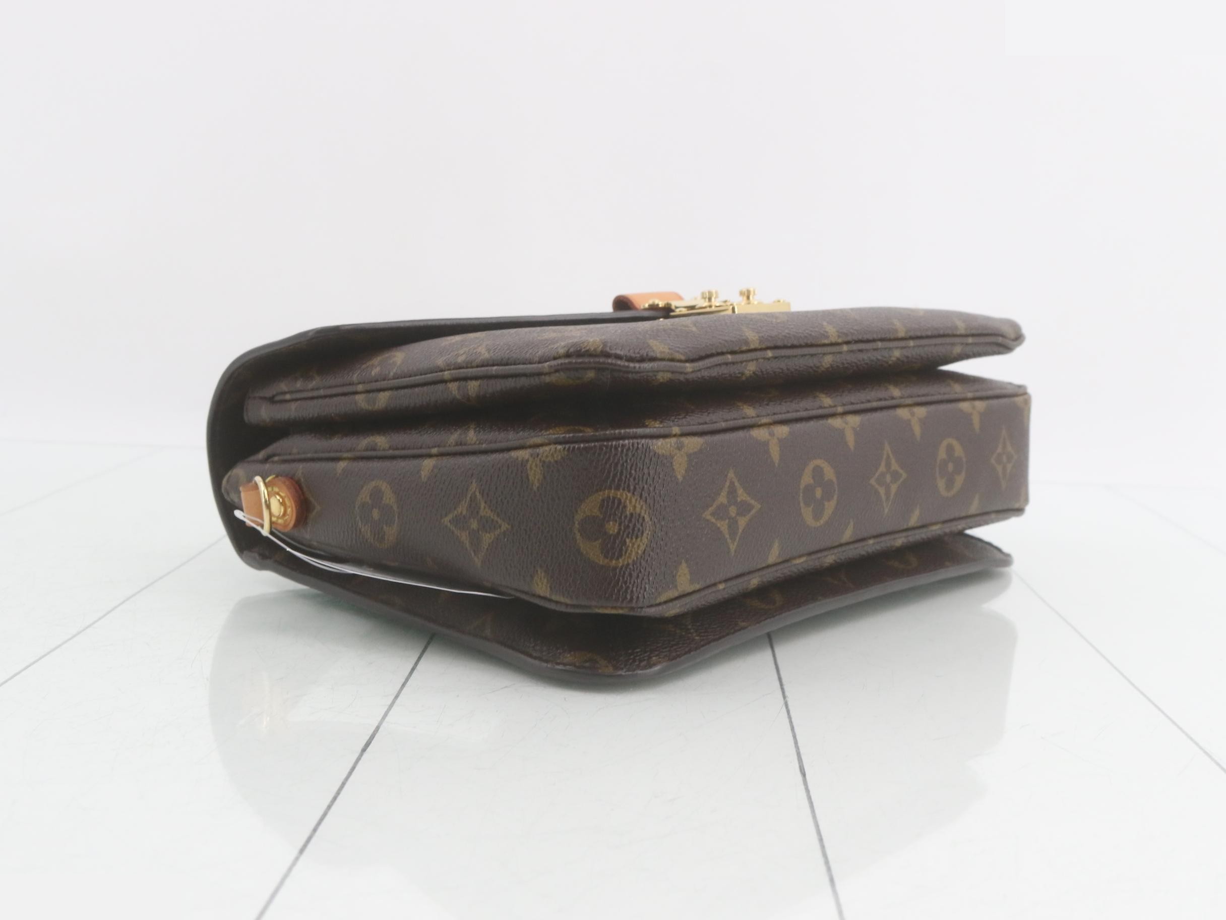 Monogram Pochette Metis MM 2-Way Handbag — view 5