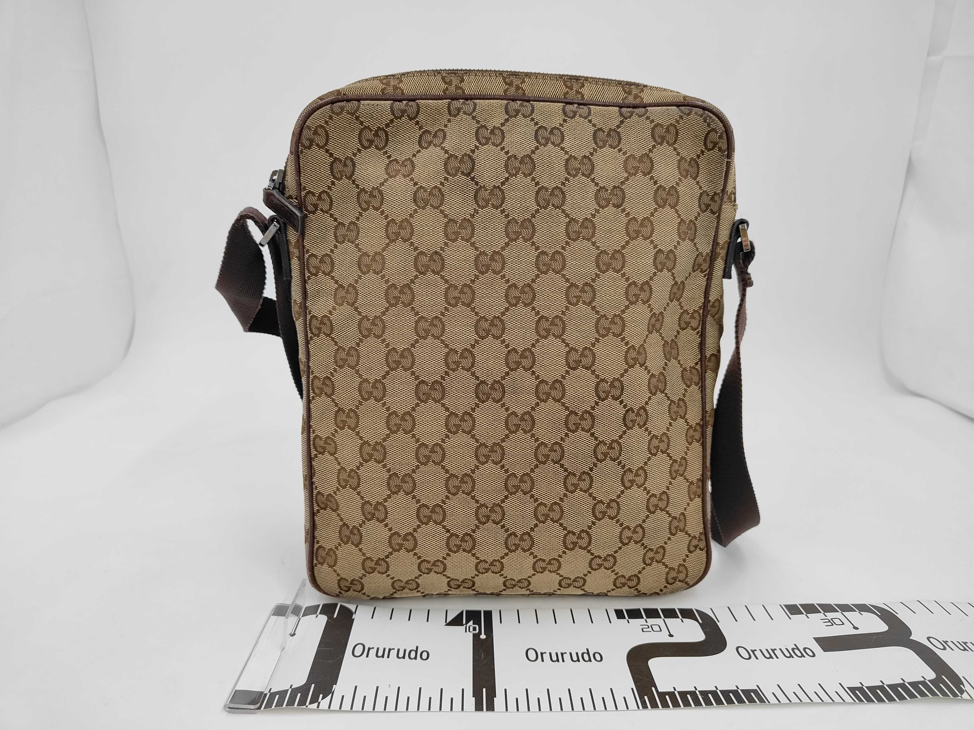 GG canvas shoulder bag — view 2