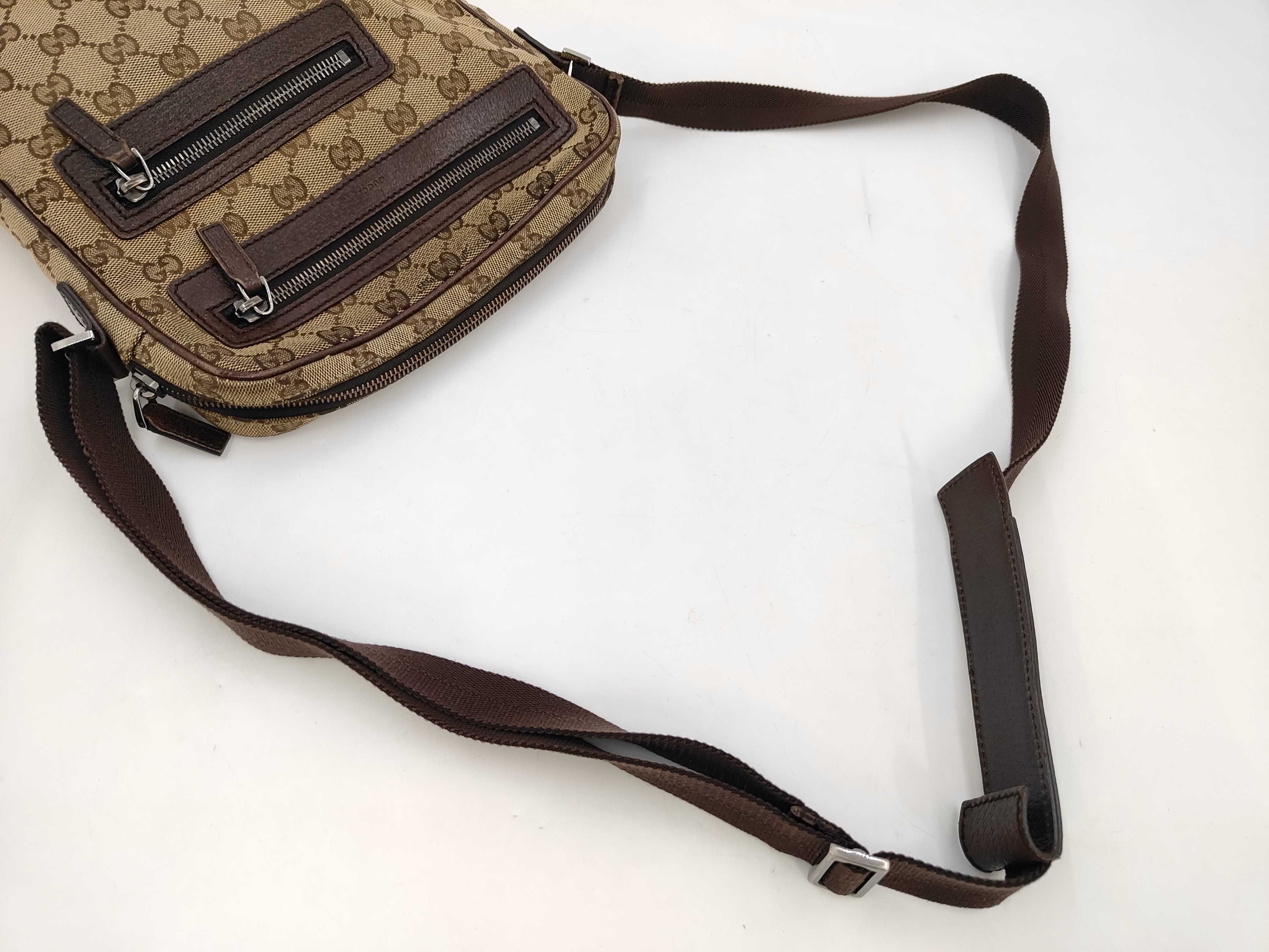 GG canvas shoulder bag — view 3