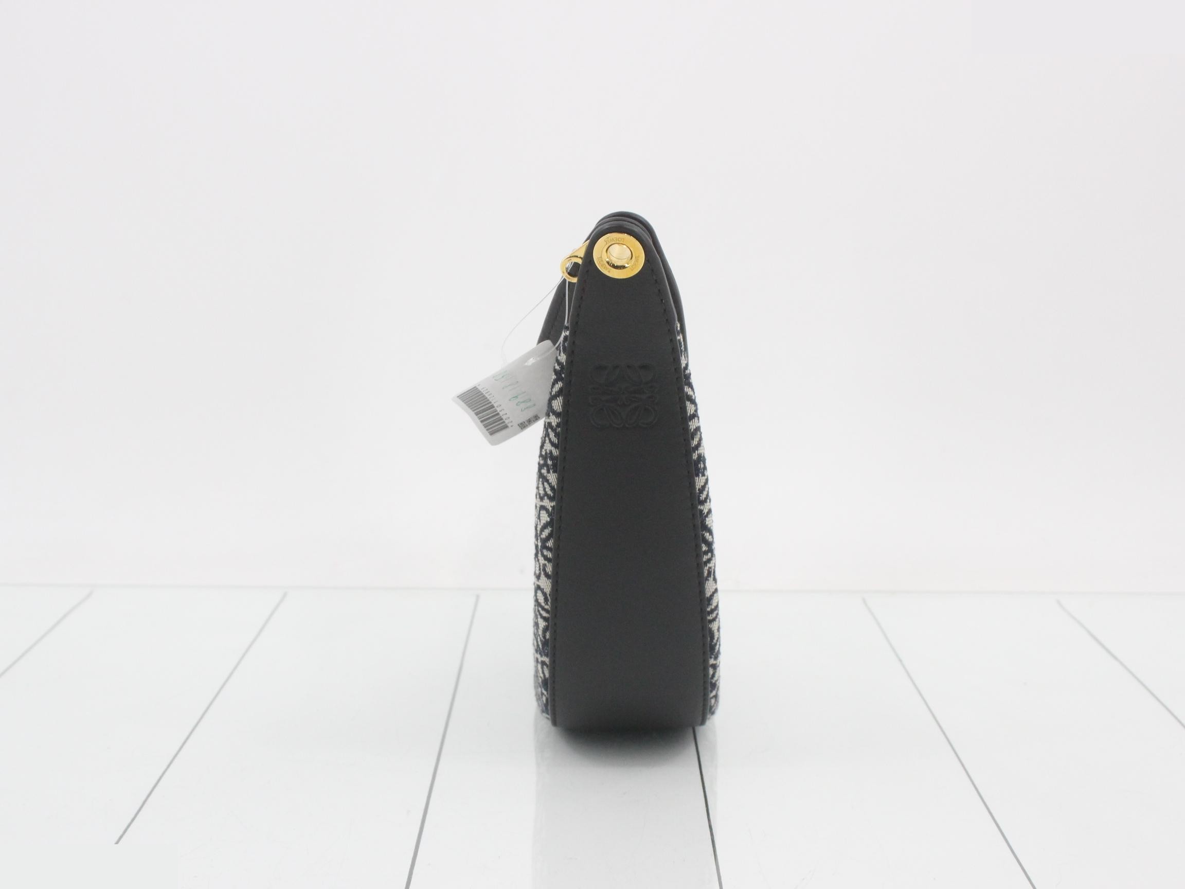 Anagram Luna Shoulder Bag — view 4