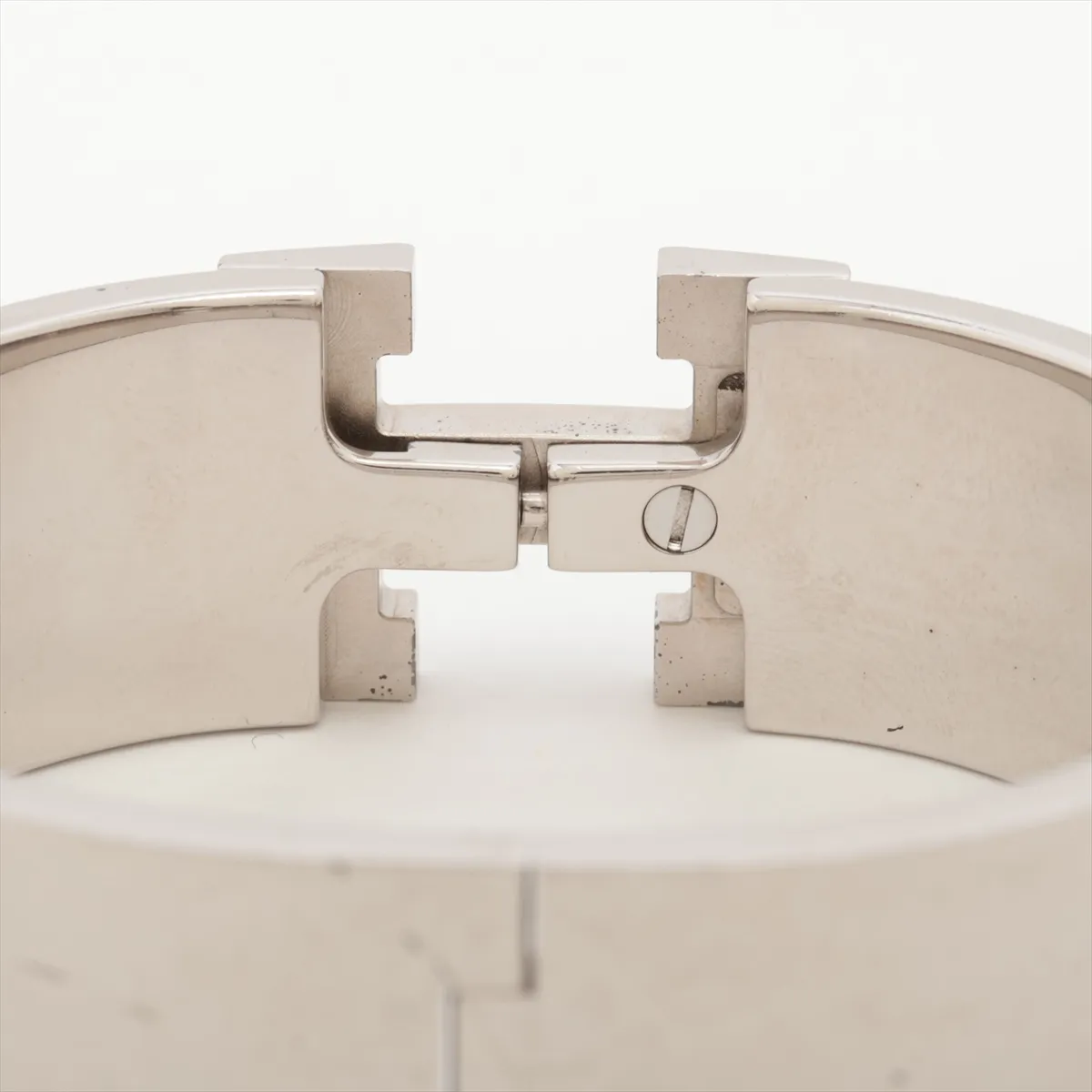 Clic Clac H Bangle Bracelet, Enamel x Metal, Silver x Red, Dents, — view 4