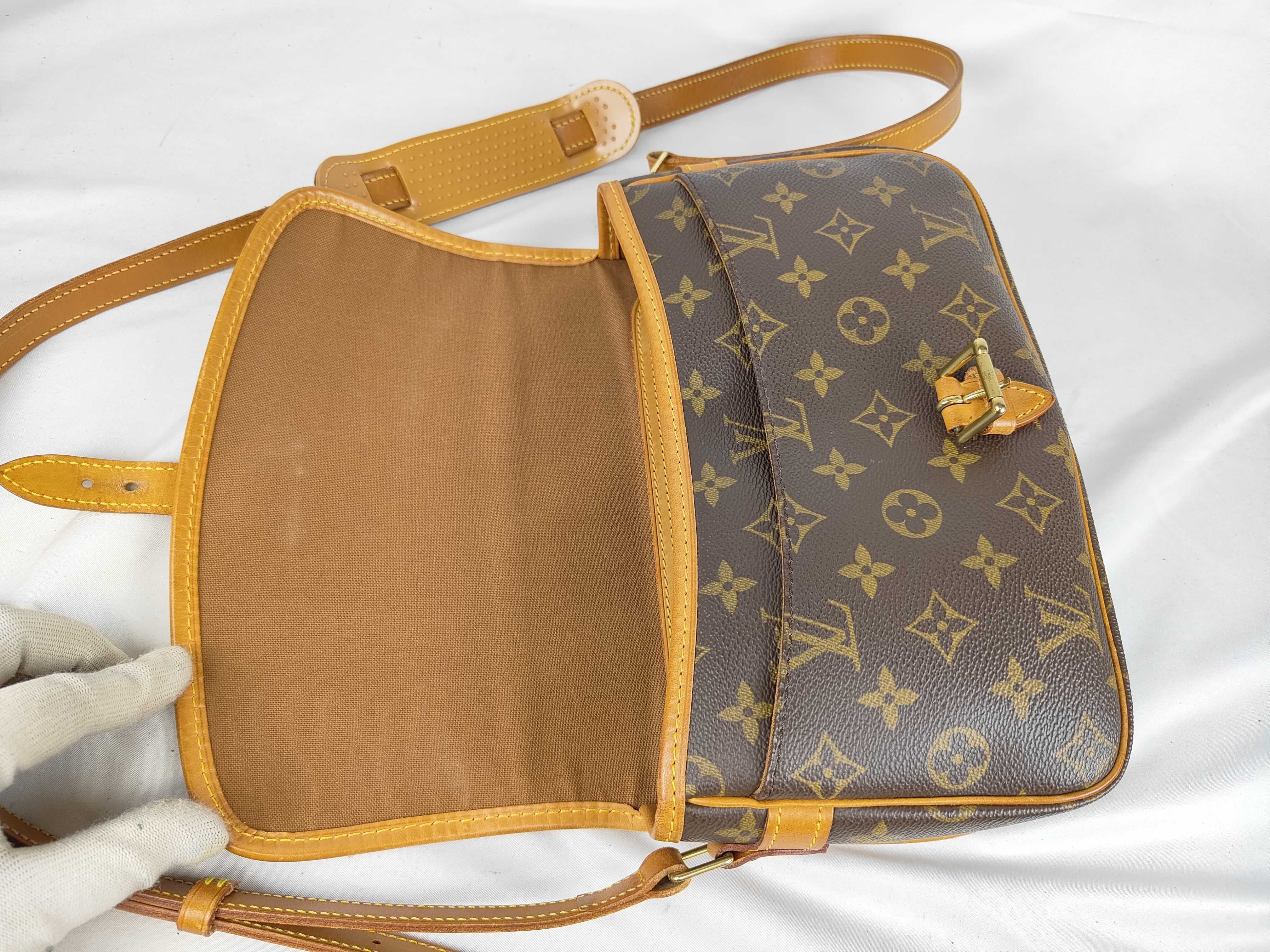 Monogram M42250 Sologne Shoulder Bag — view 10