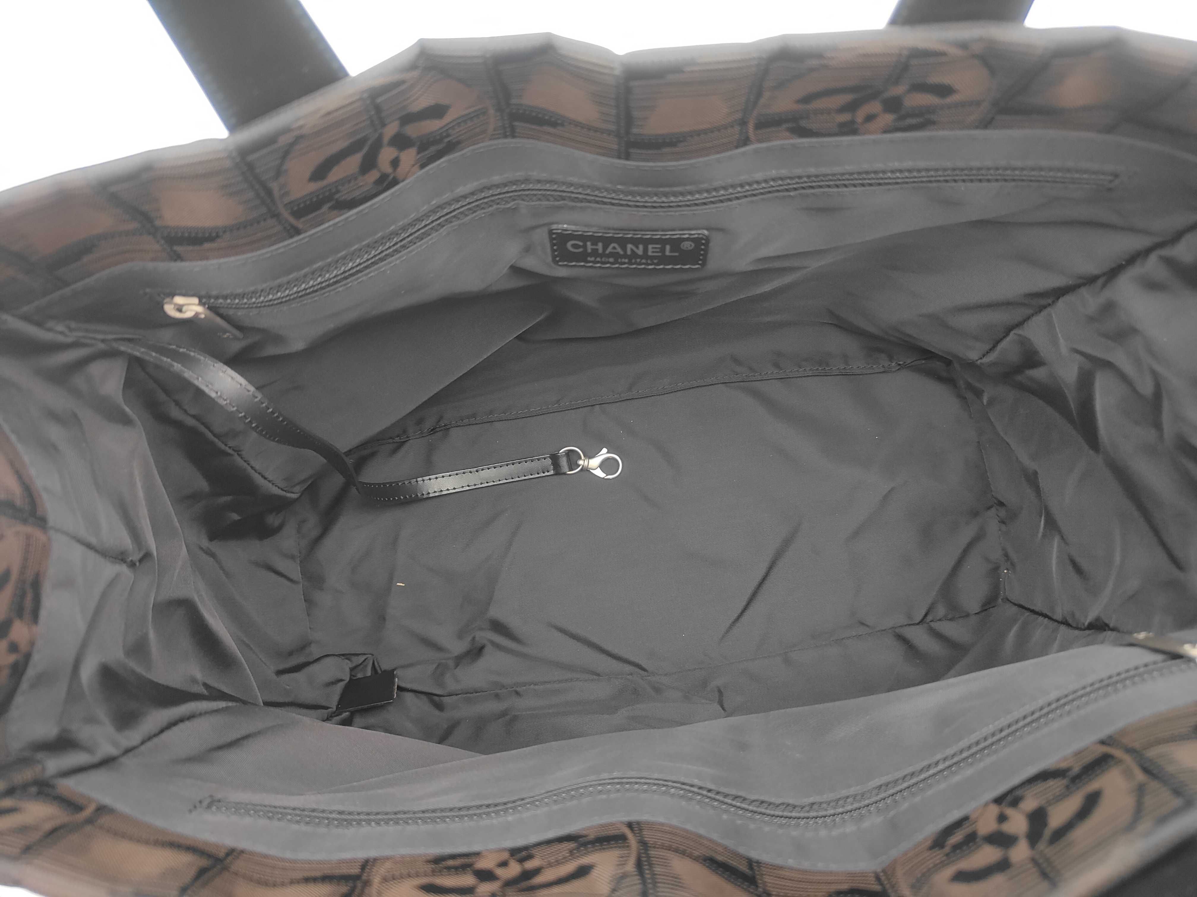 New Travel Line MM Tote Bag — view 8