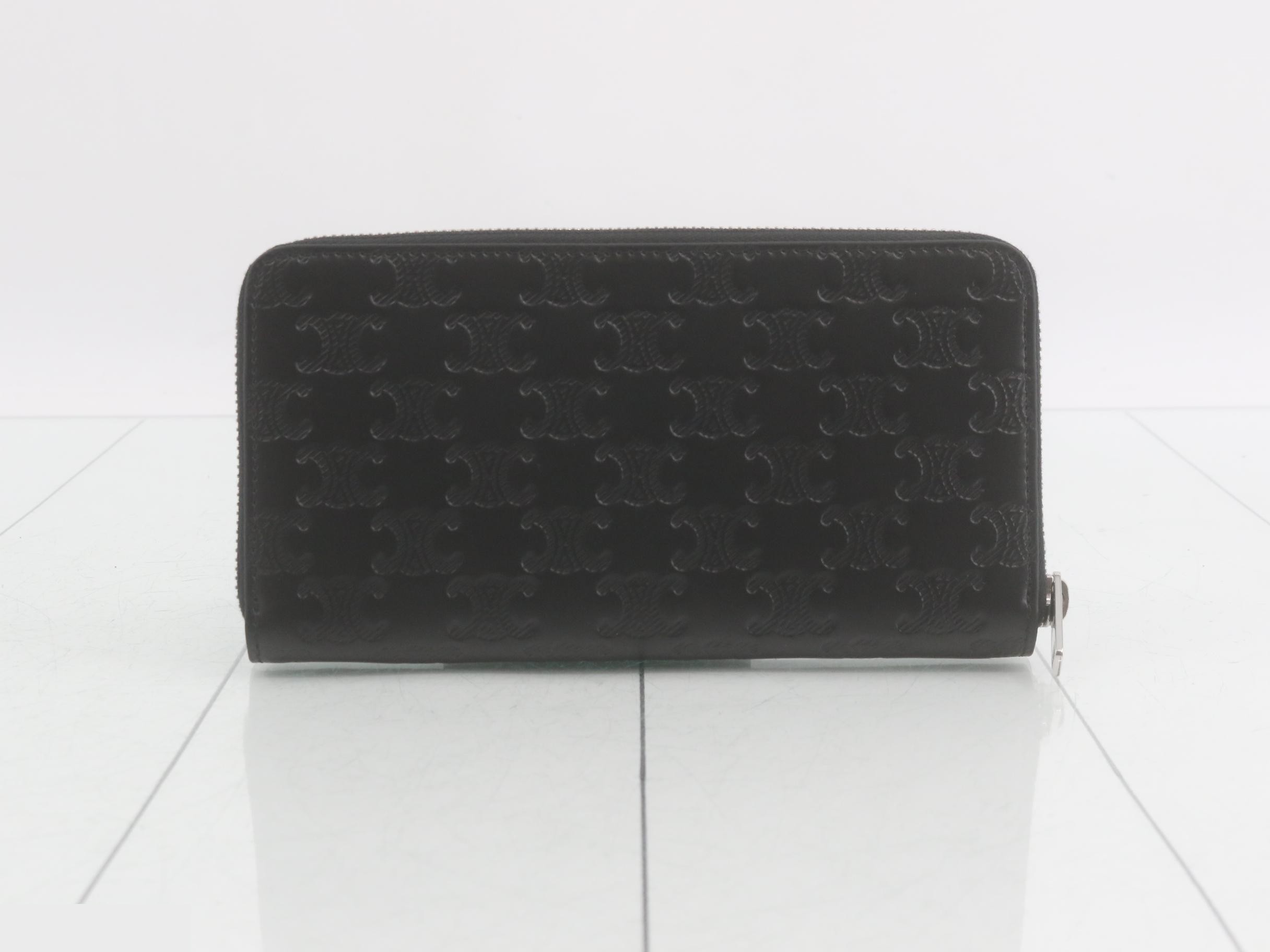 Macadam Round Zipper Long Wallet — view 2