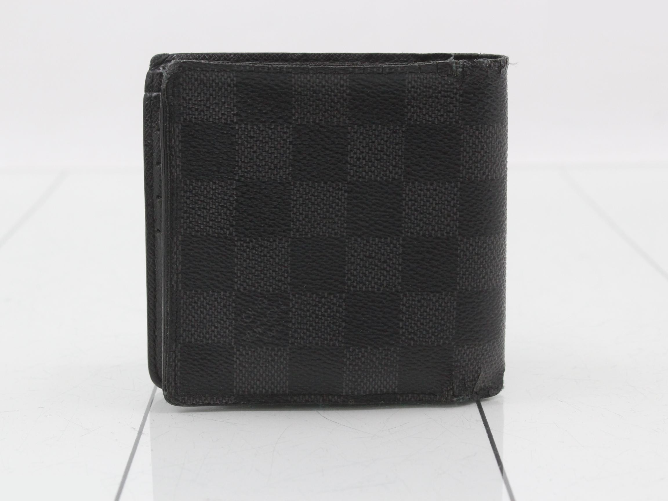 Bi-fold wallet — view 2