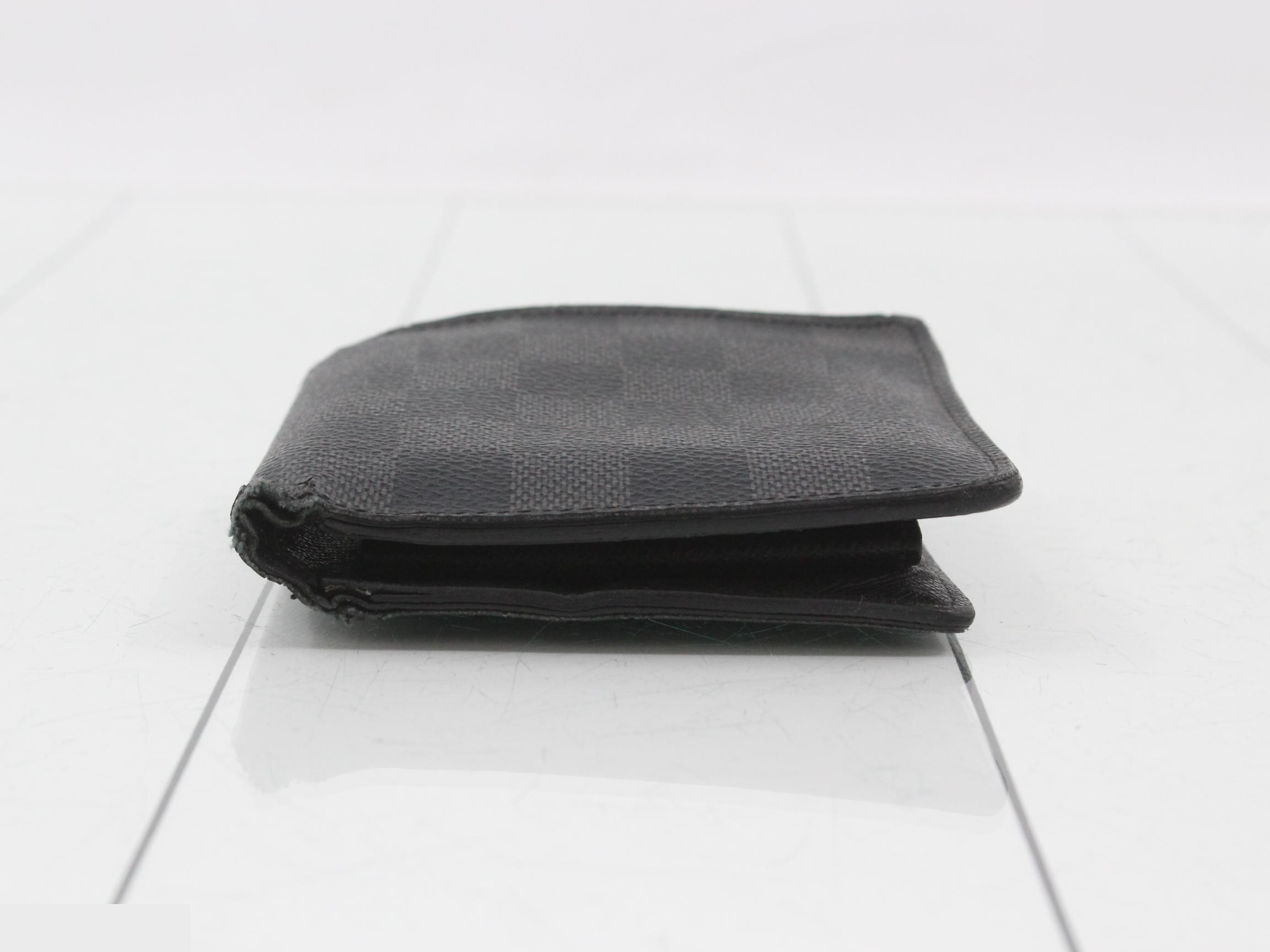 Bi-fold wallet — view 3