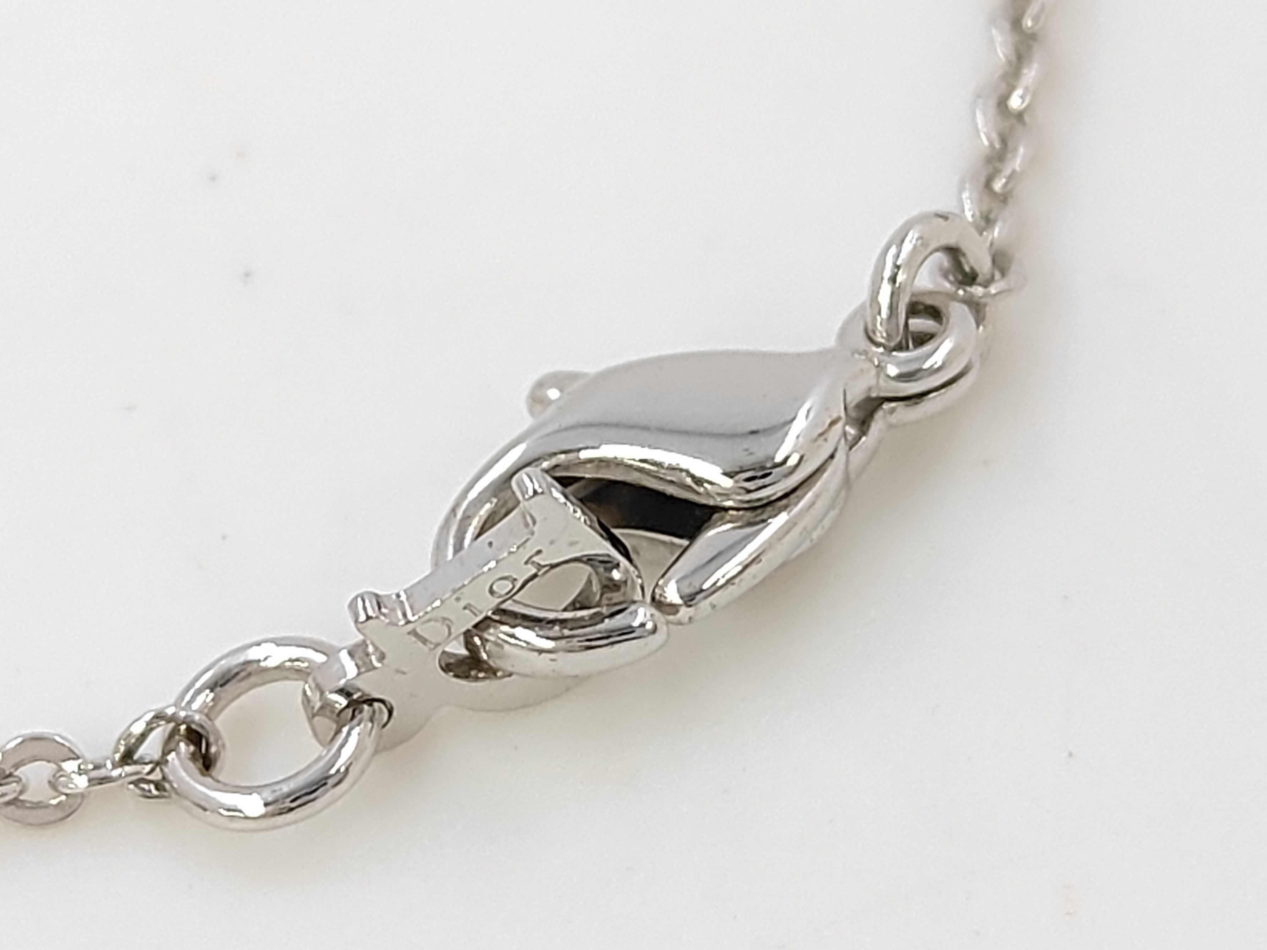 Christian / Necklace — view 5