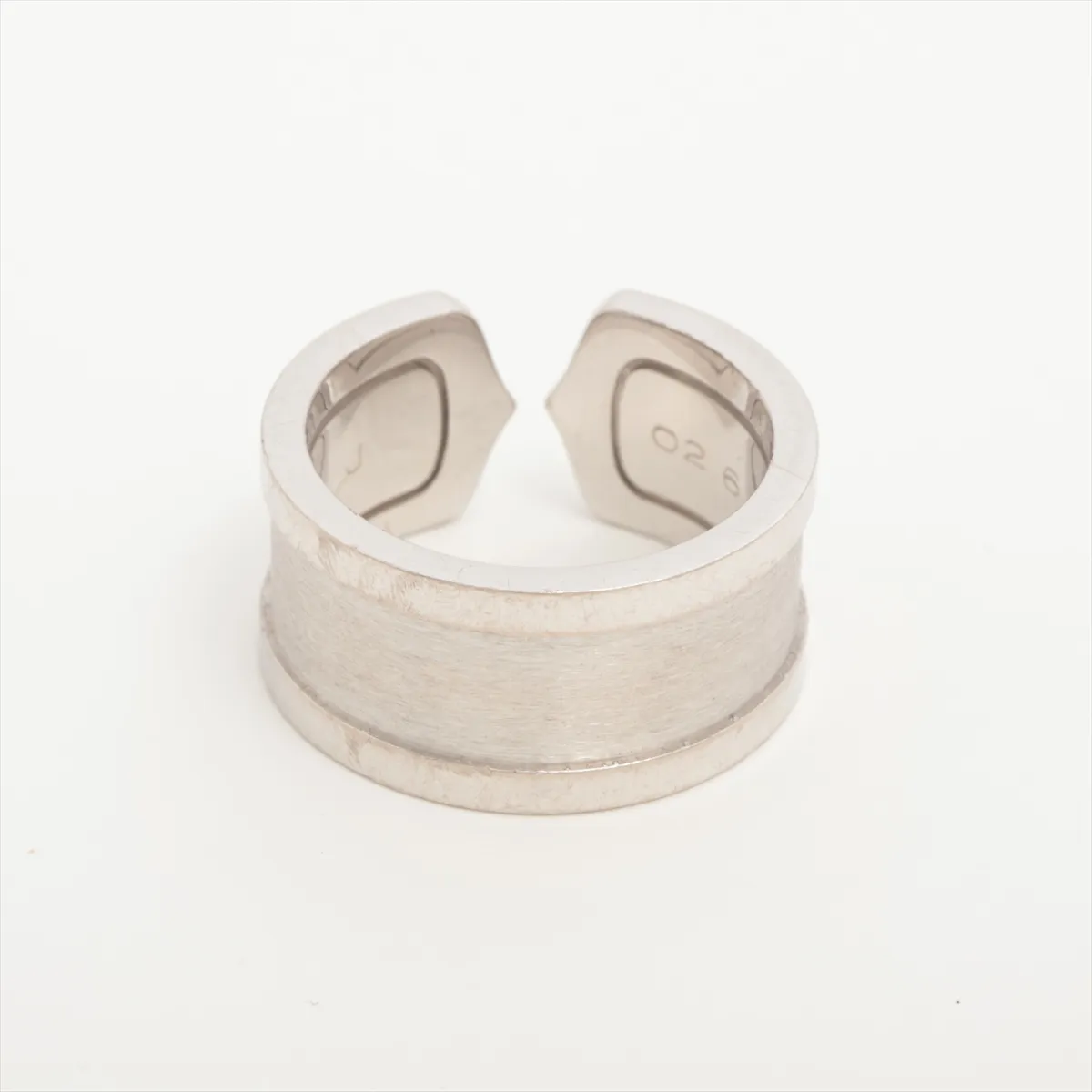 C2 wide ring 750(WG) 12.7g 52 initial N87100 dent — view 2