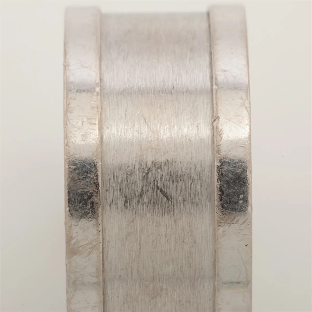 C2 wide ring 750(WG) 12.7g 52 initial N87100 dent — view 7
