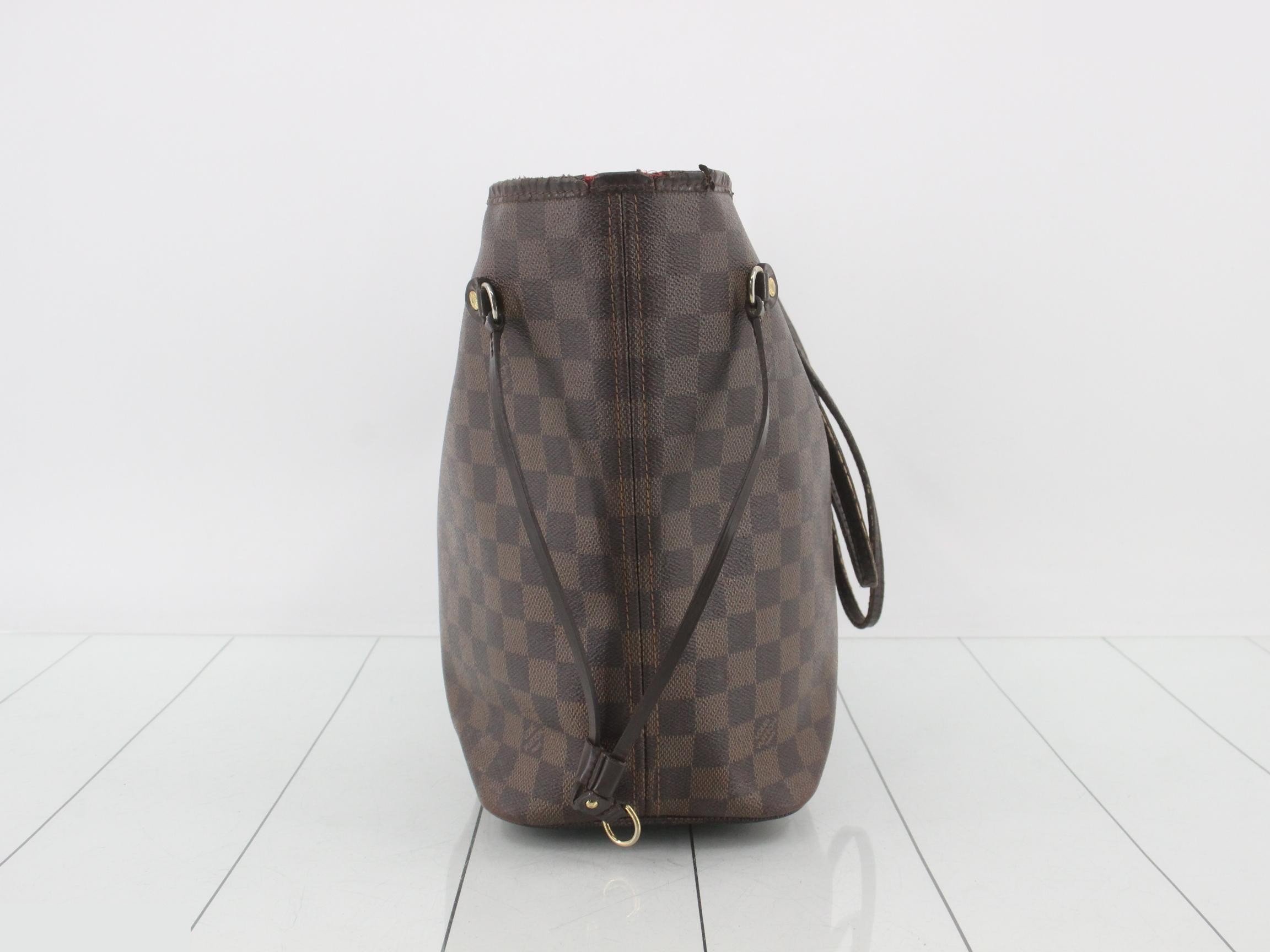 Damier Neverfull MM Tote Bag — view 4
