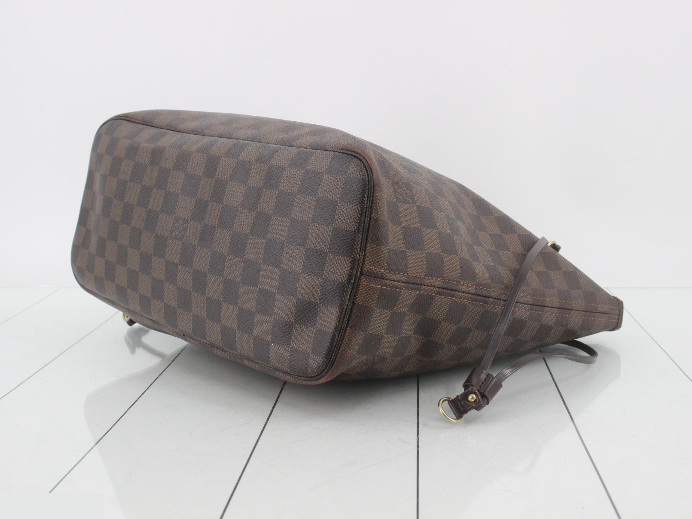 Damier Neverfull MM Tote Bag — view 6