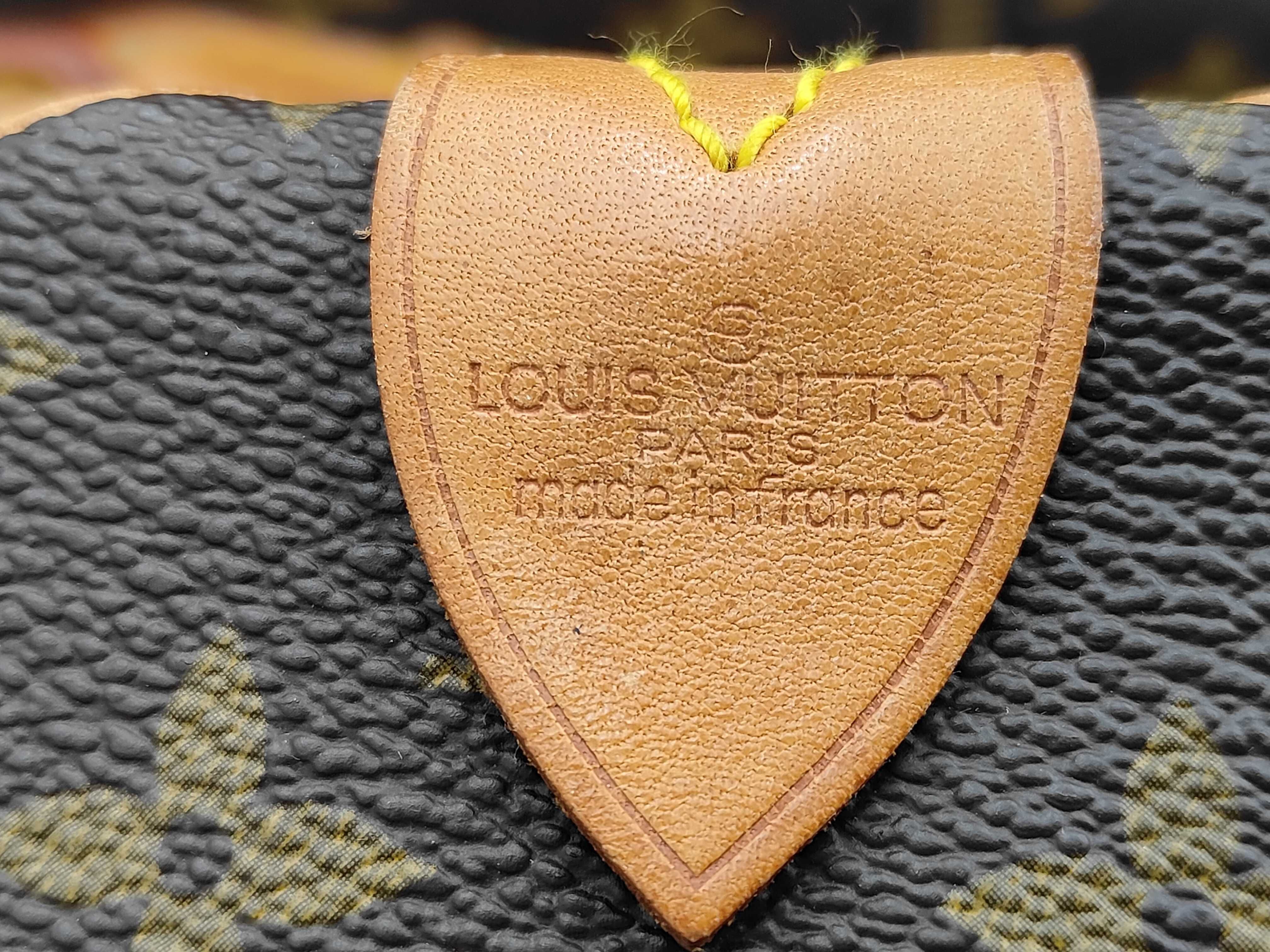 LV Keepall 55 Boston Bag — view 13