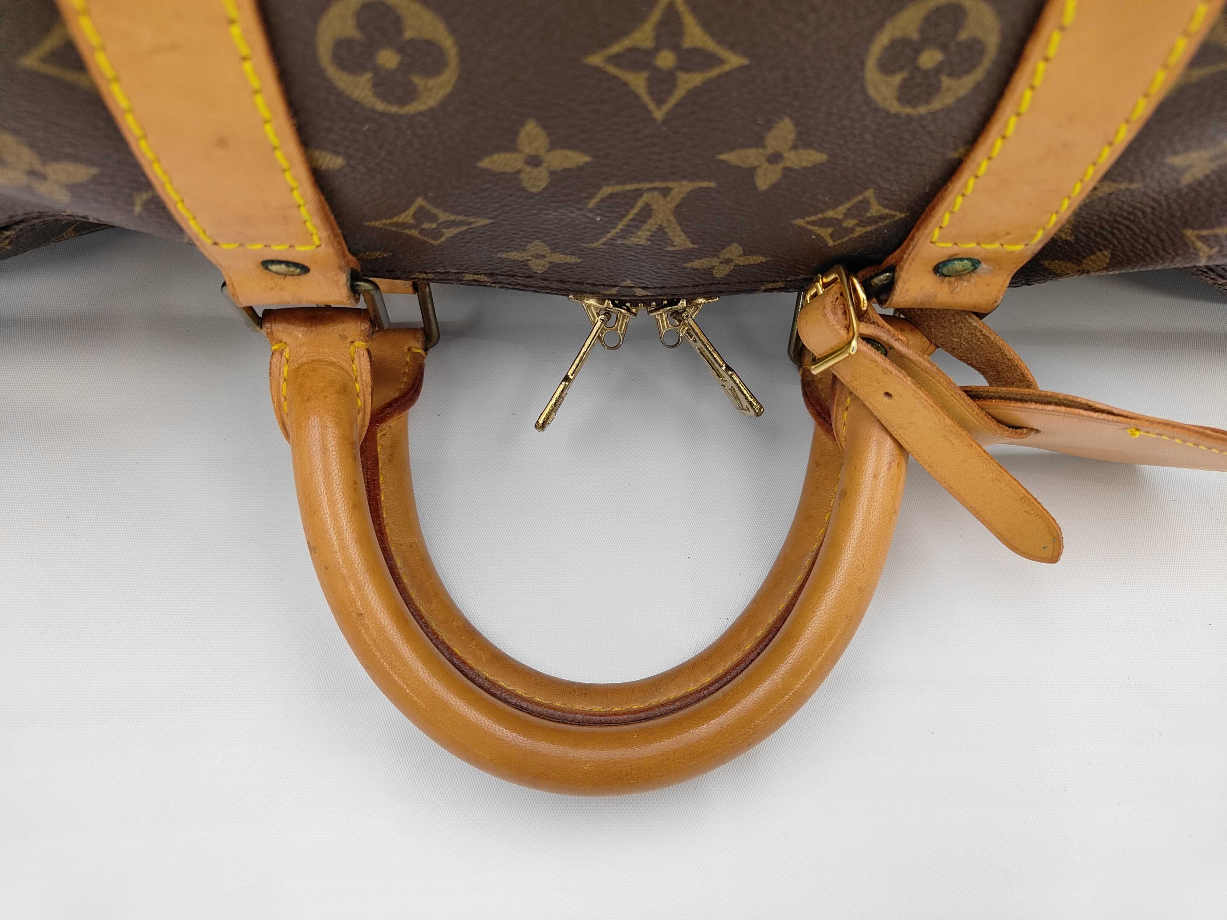 LV Keepall 55 Boston Bag — view 3